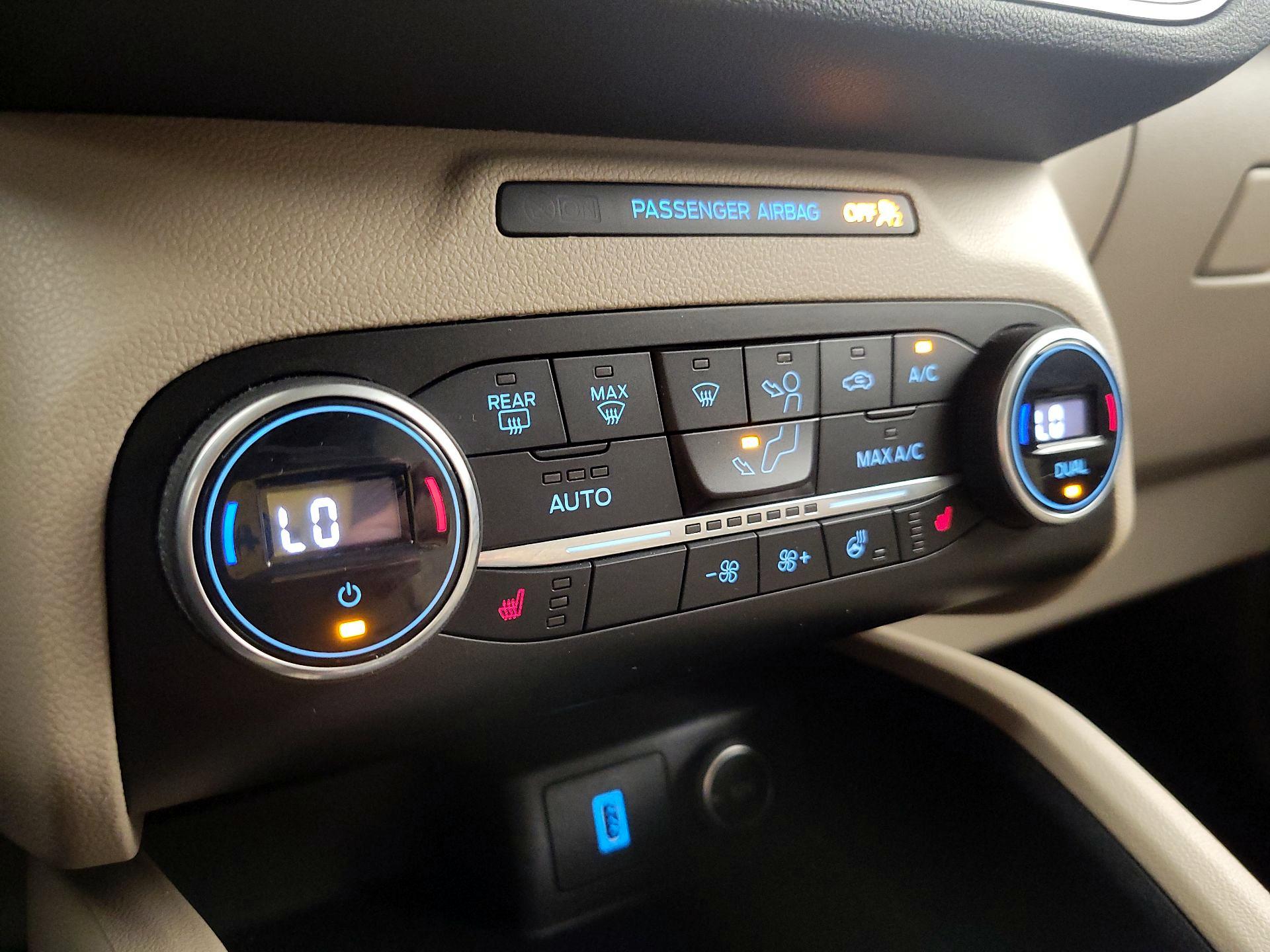 Thumbnail: 2020 Ford Escape - 17
