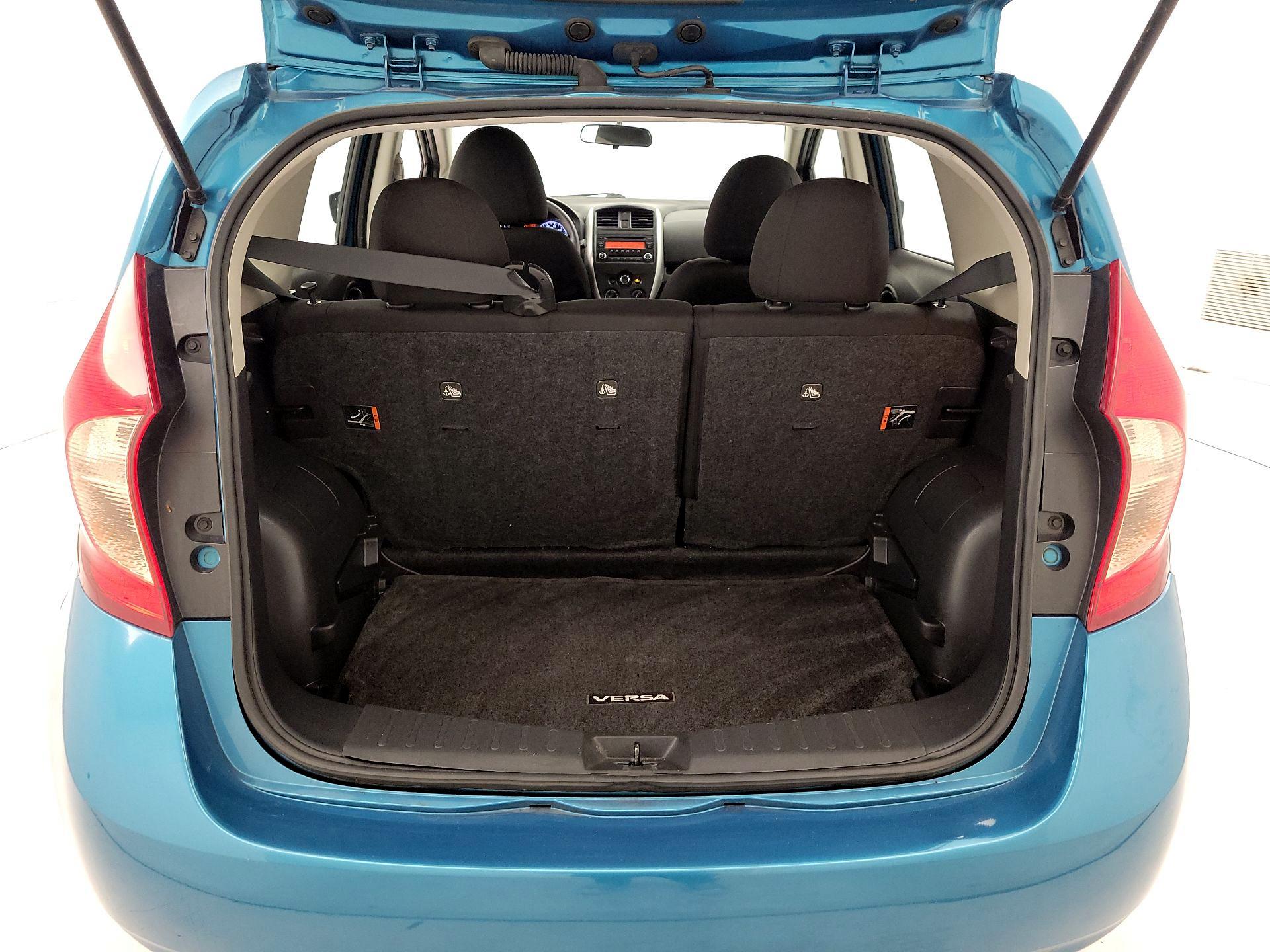 Thumbnail: 2015 Nissan Versa Note - 18