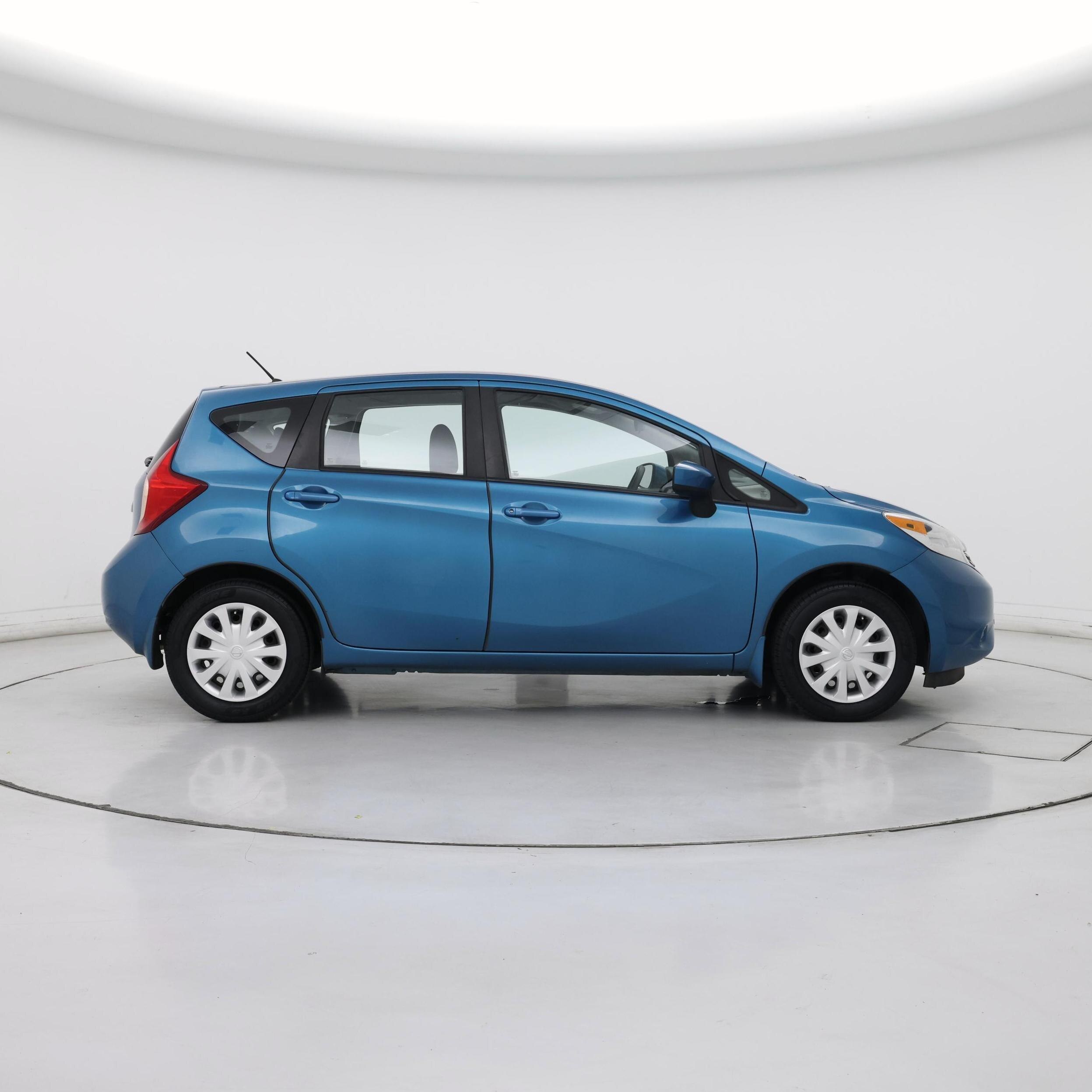 Thumbnail: 2015 Nissan Versa Note - 7