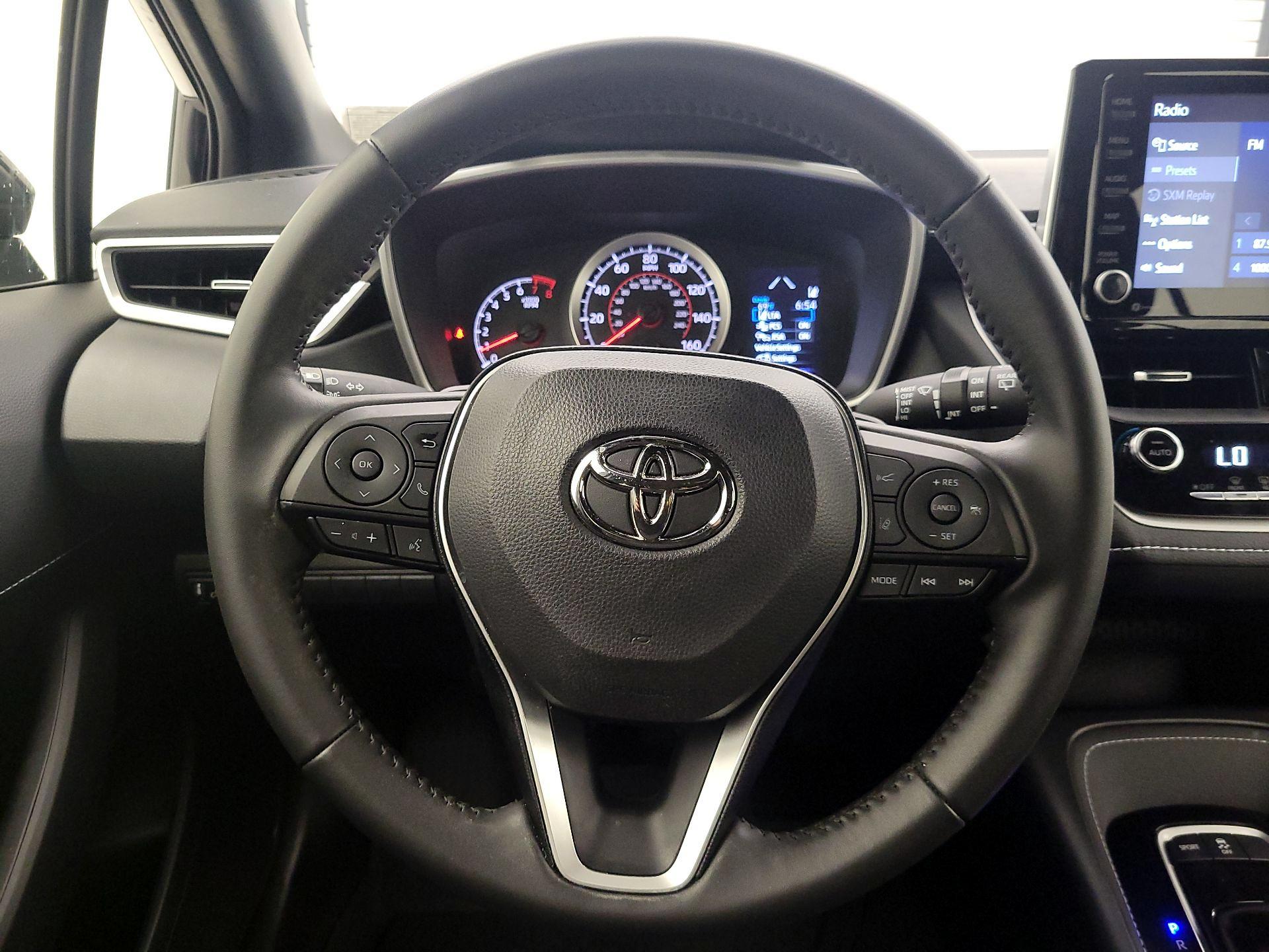 Thumbnail: 2022 Toyota Corolla - 10