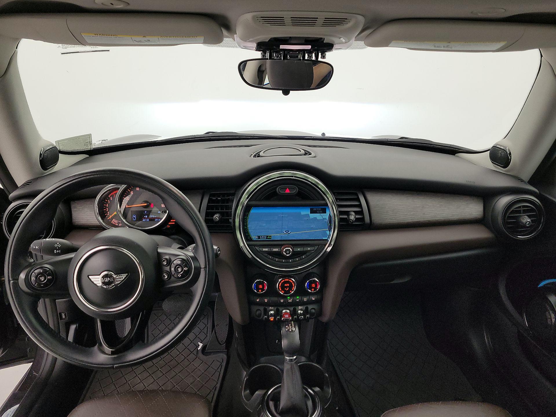 Thumbnail: 2015 MINI Cooper Hardtop - 9