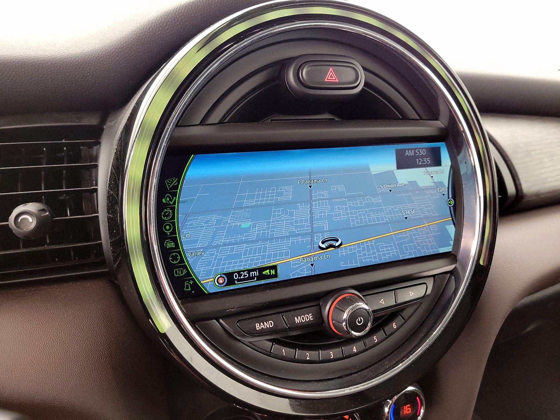 Thumbnail: 2015 MINI Cooper Hardtop - 14