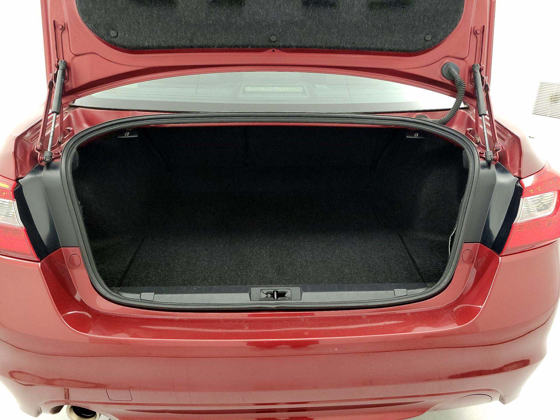 Thumbnail: 2016 Subaru Legacy - 20