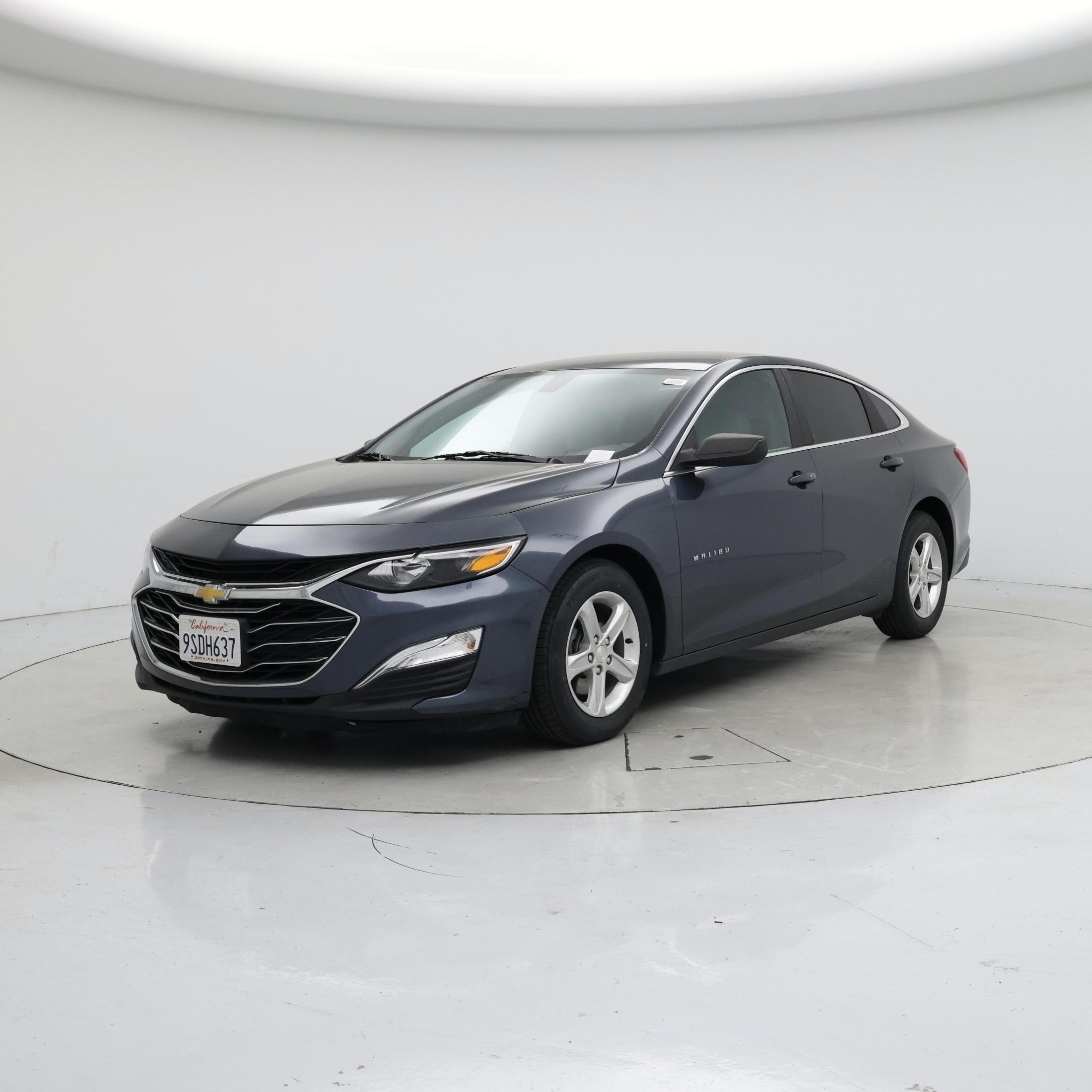 Thumbnail: 2019 Chevrolet Malibu - 4