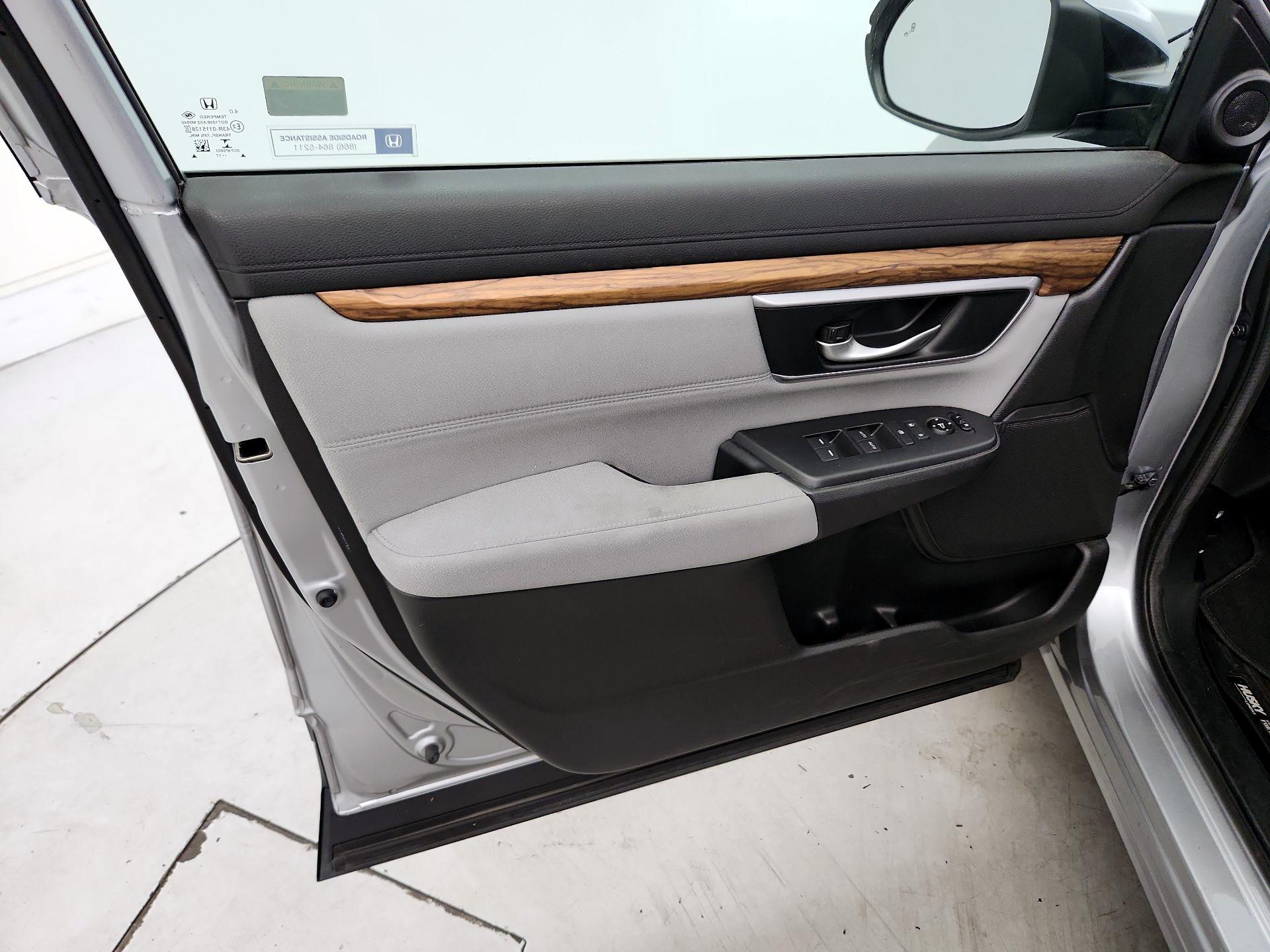 Thumbnail: 2017 Honda CR-V - 12