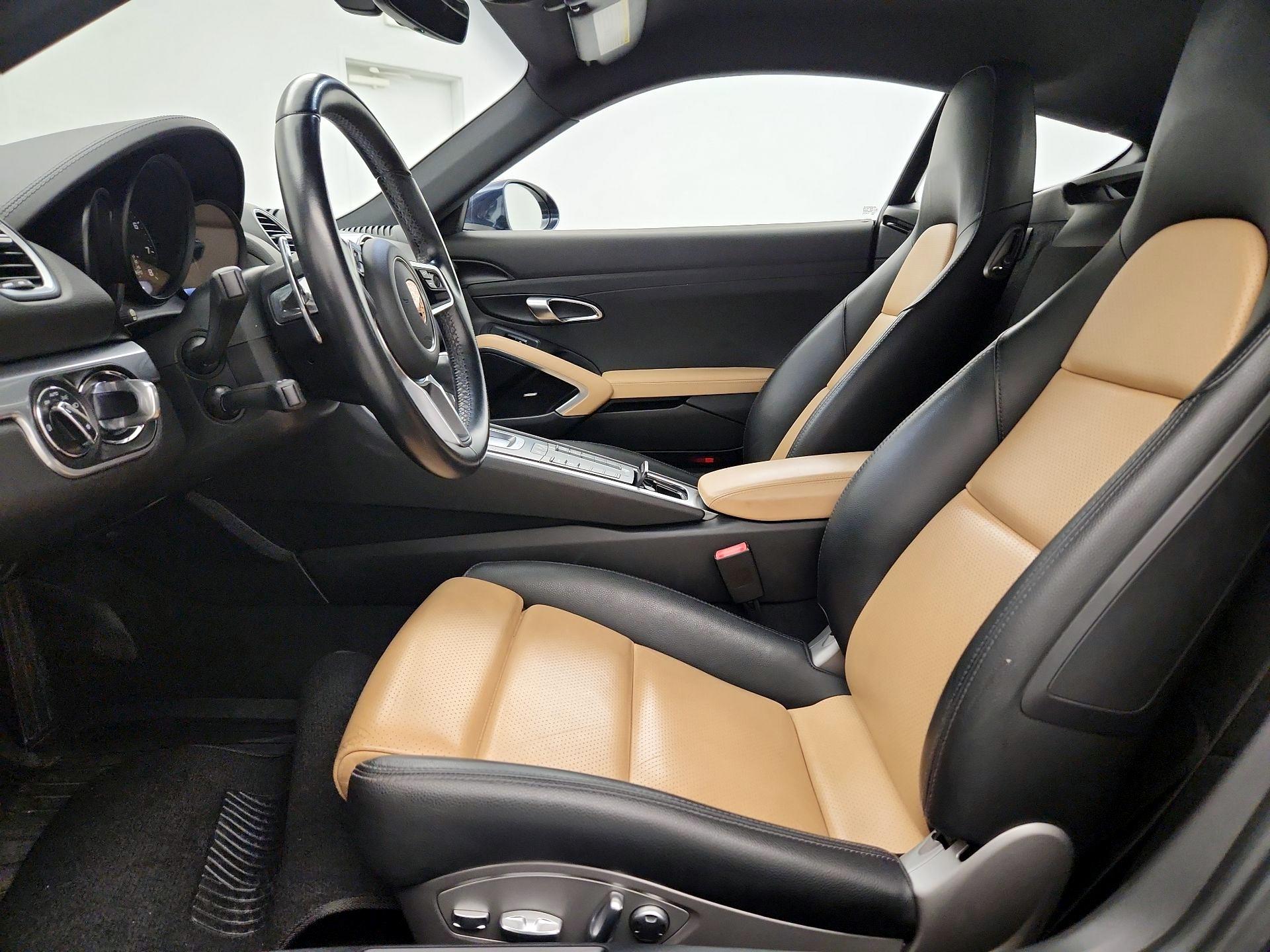 Thumbnail: 2018 Porsche 718 Cayman - 11