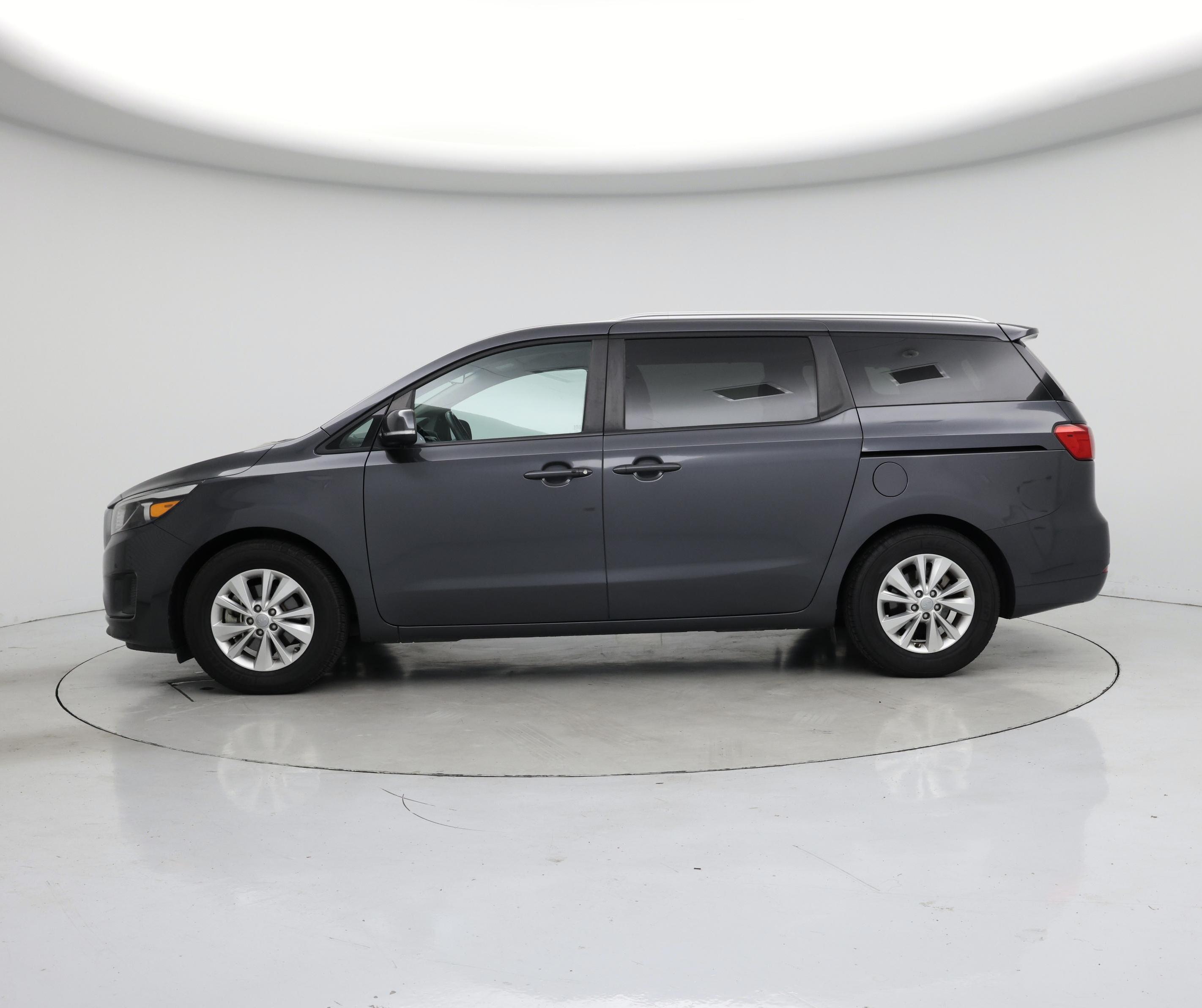 Thumbnail: 2017 Kia Sedona - 3
