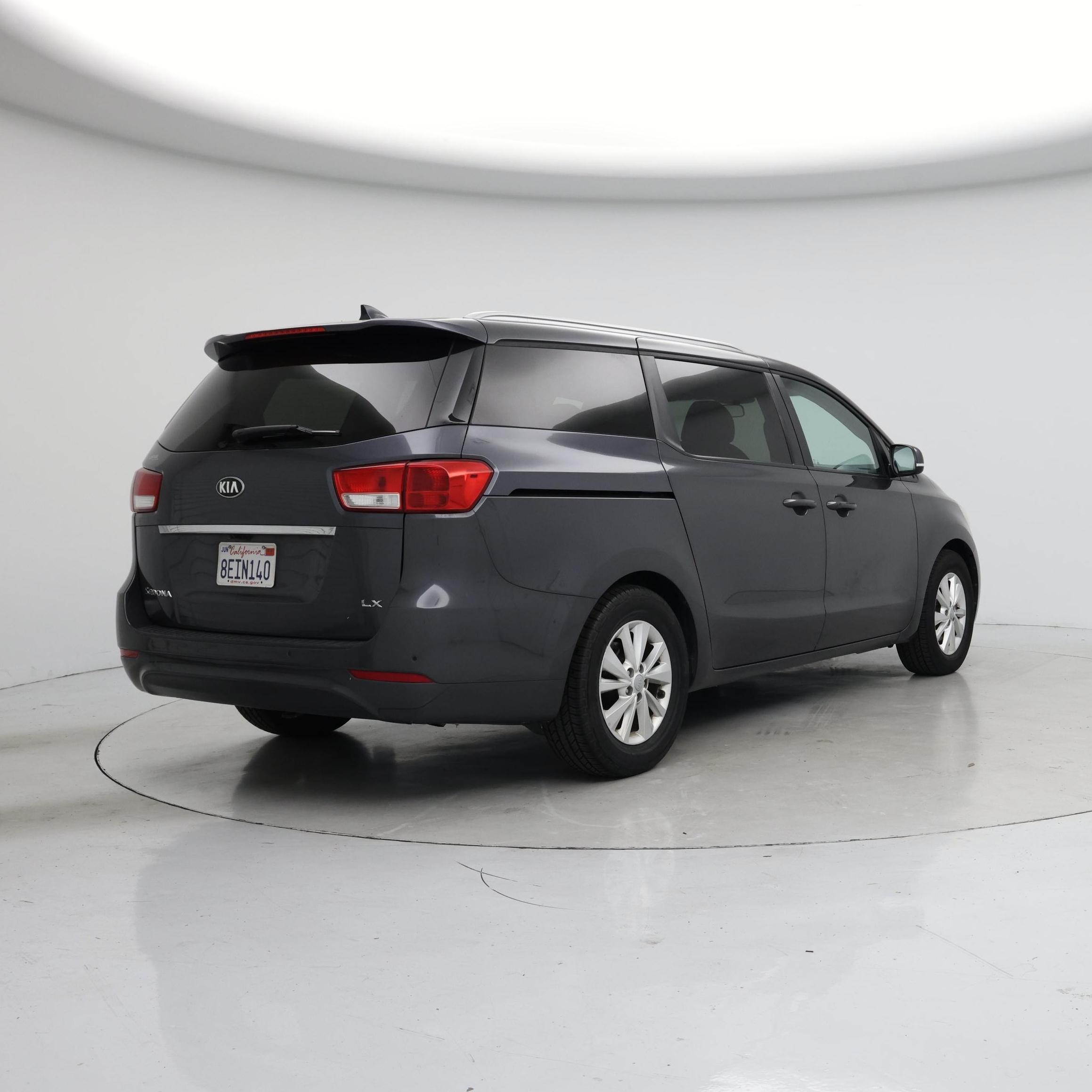 Thumbnail: 2017 Kia Sedona - 8