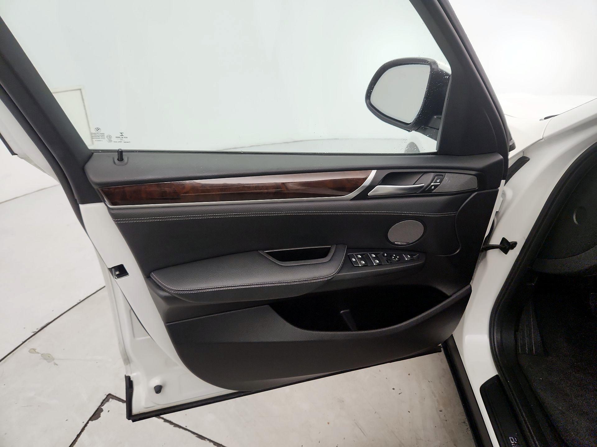 Thumbnail: 2017 BMW X3 - 12
