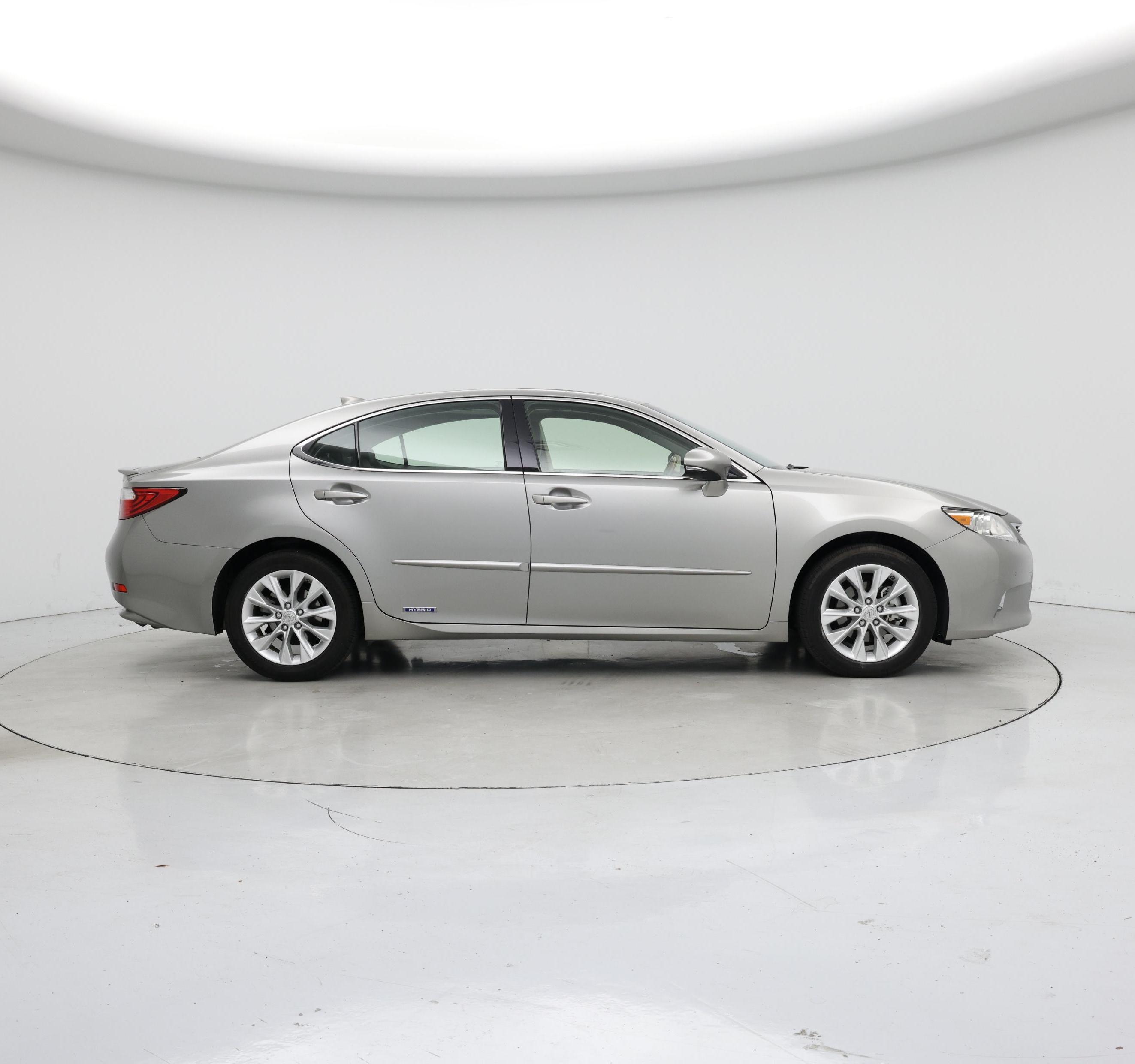 Thumbnail: 2015 Lexus ES - 7