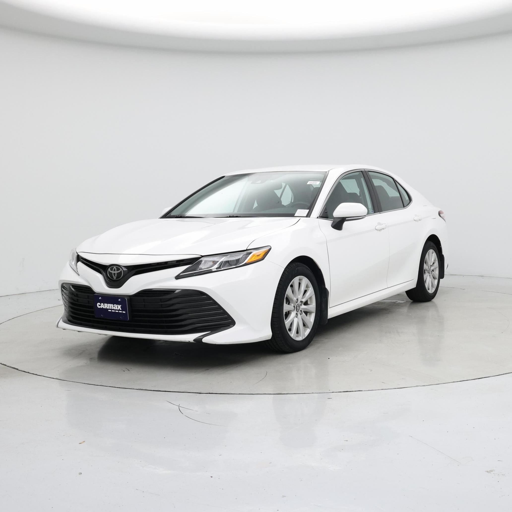 Thumbnail: 2020 Toyota Camry - 4