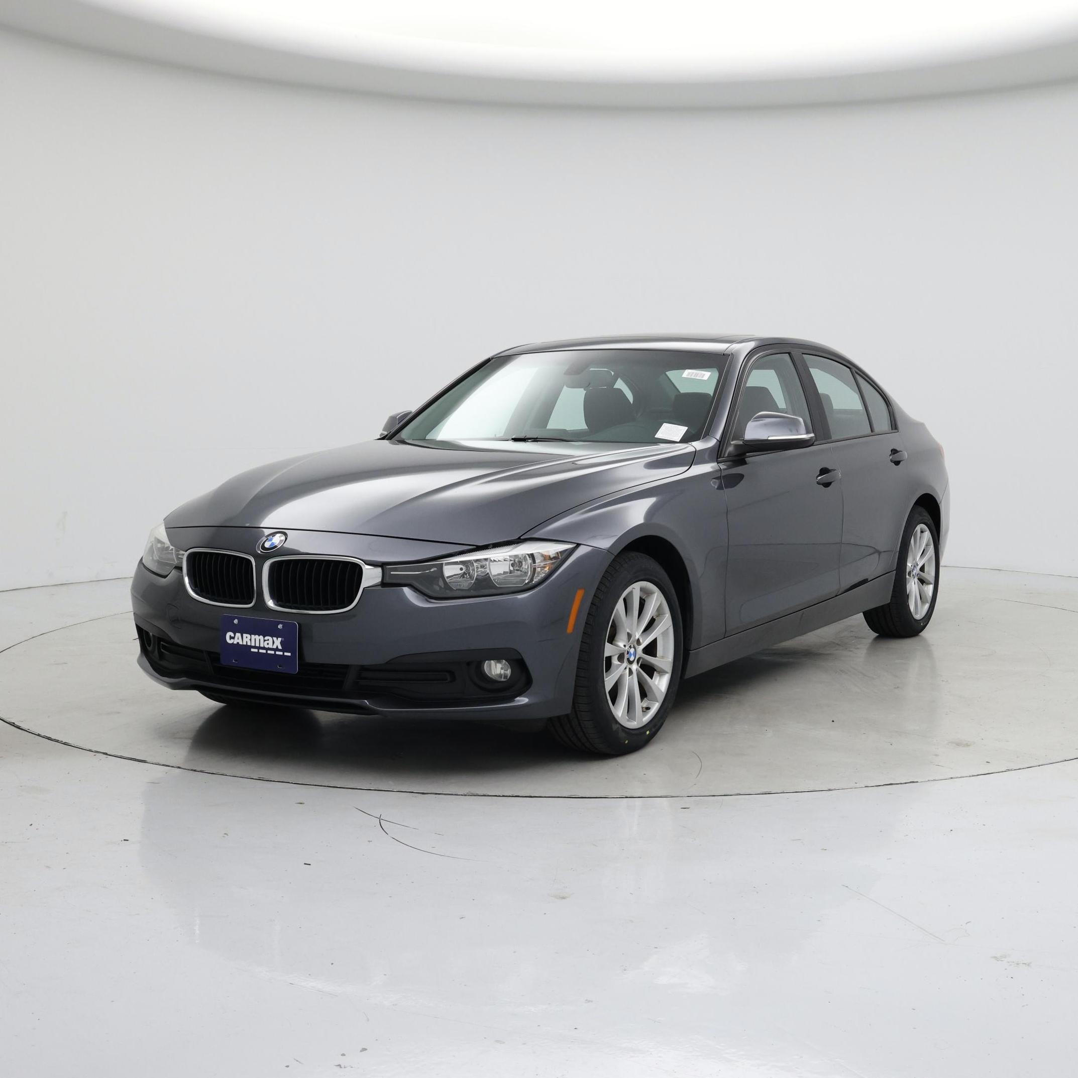 Thumbnail: 2016 BMW 3 Series - 4