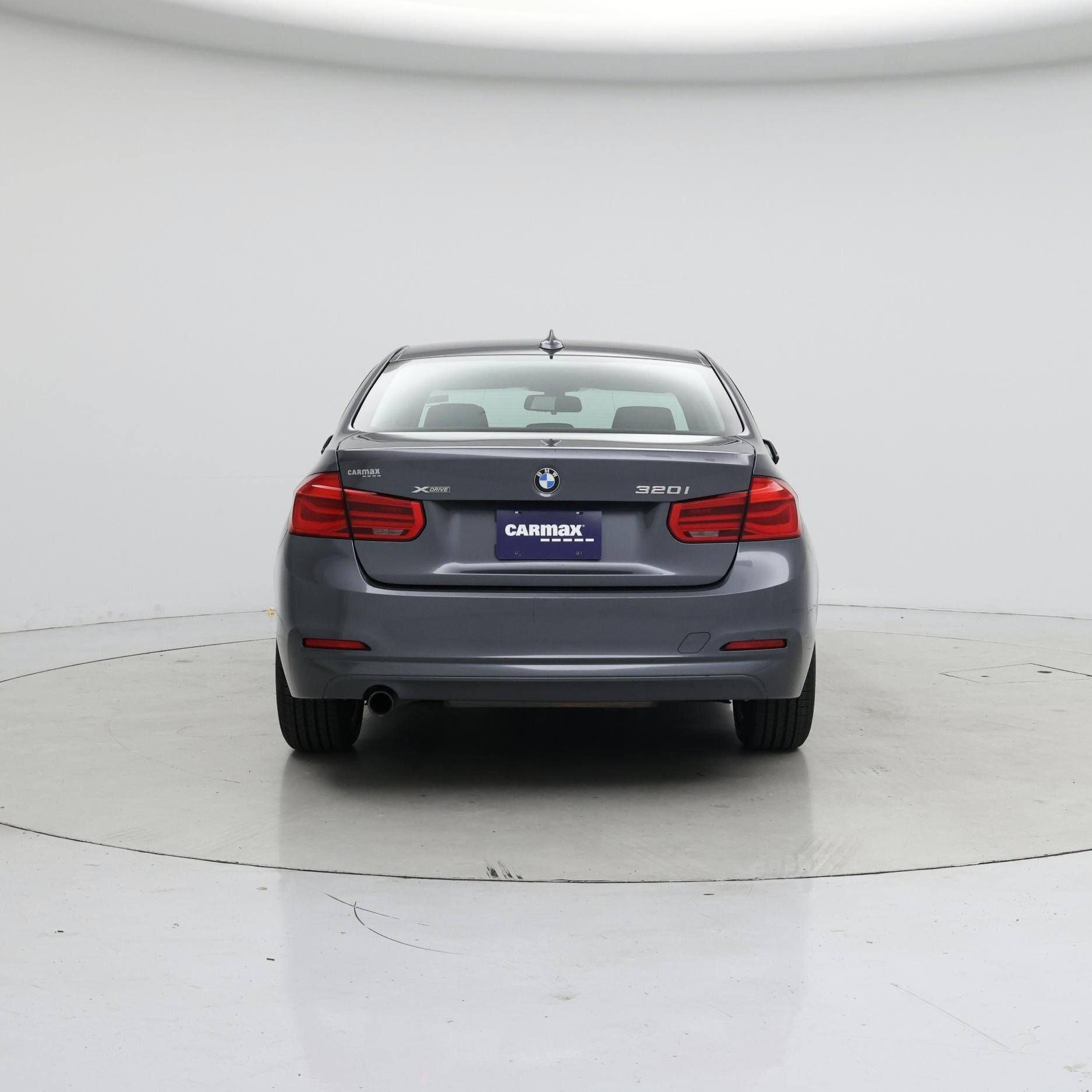 Thumbnail: 2016 BMW 3 Series - 6