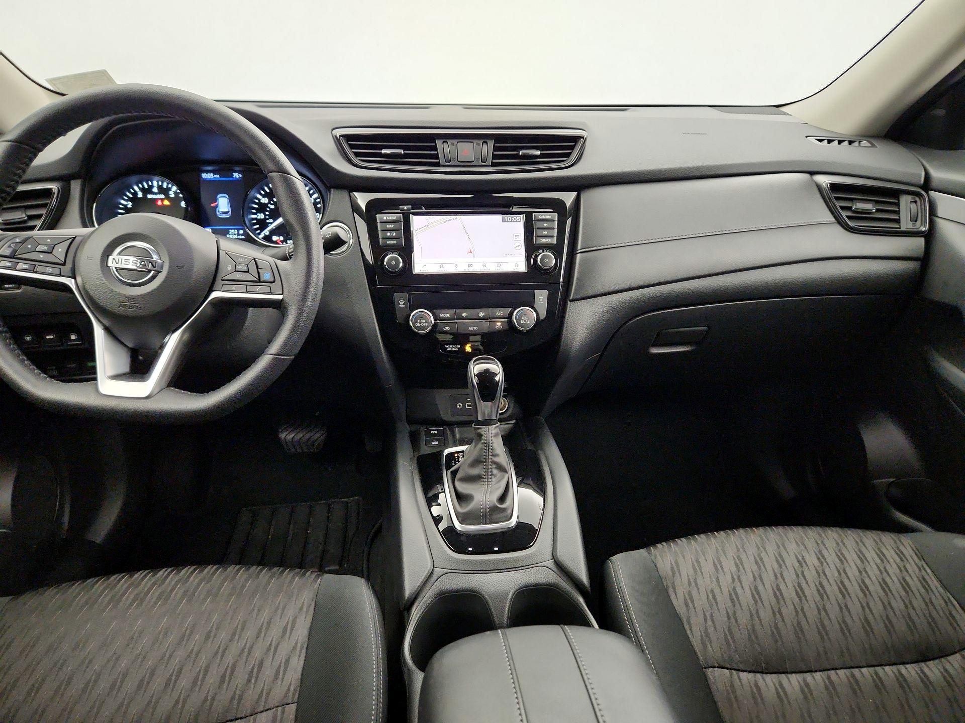 Thumbnail: 2020 Nissan Rogue - 9