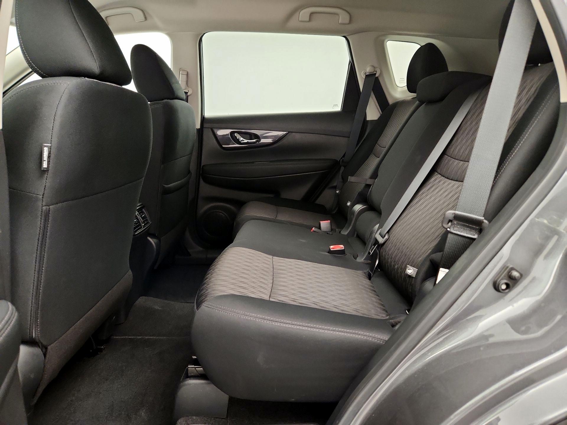 Thumbnail: 2020 Nissan Rogue - 20