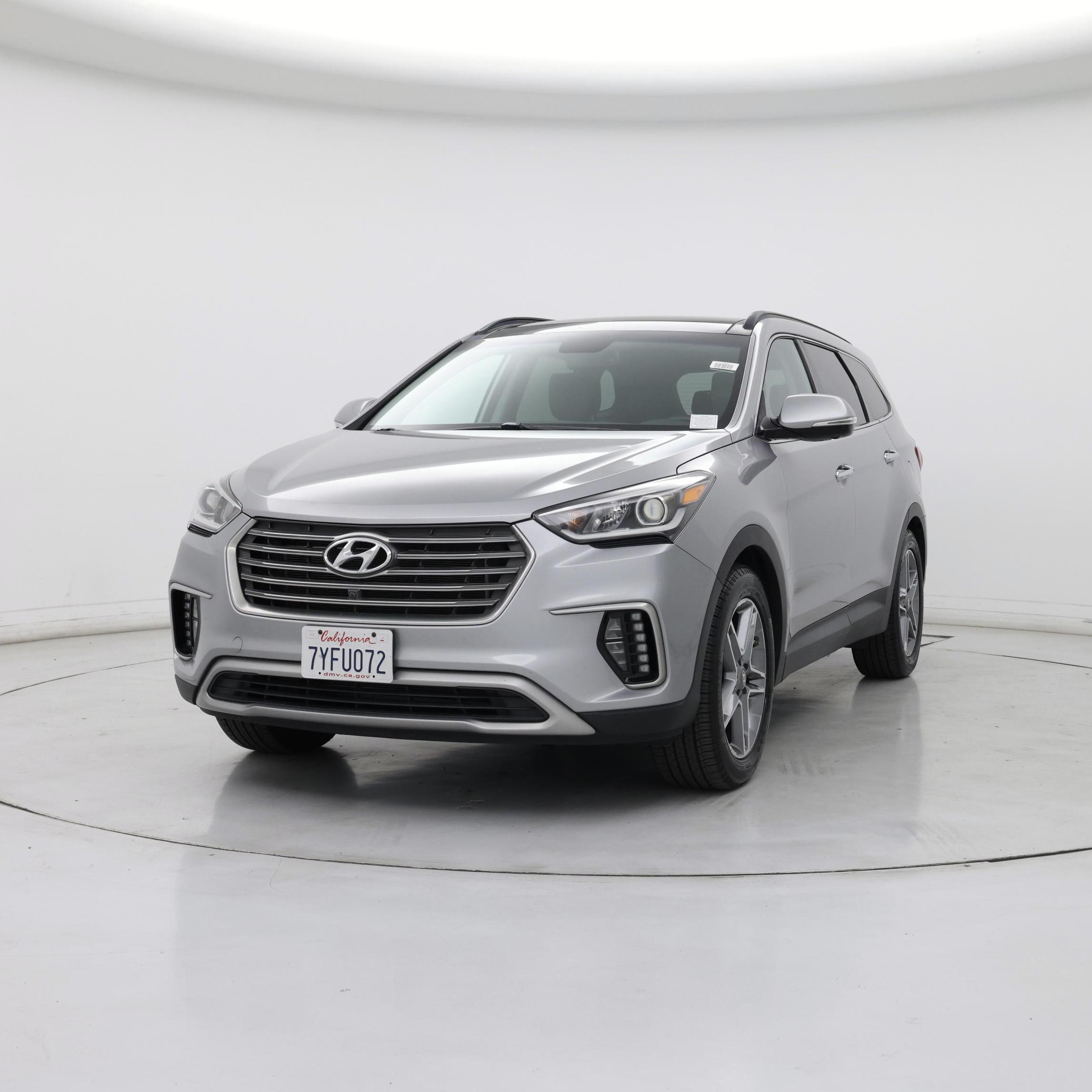 Thumbnail: 2017 Hyundai Santa Fe - 4