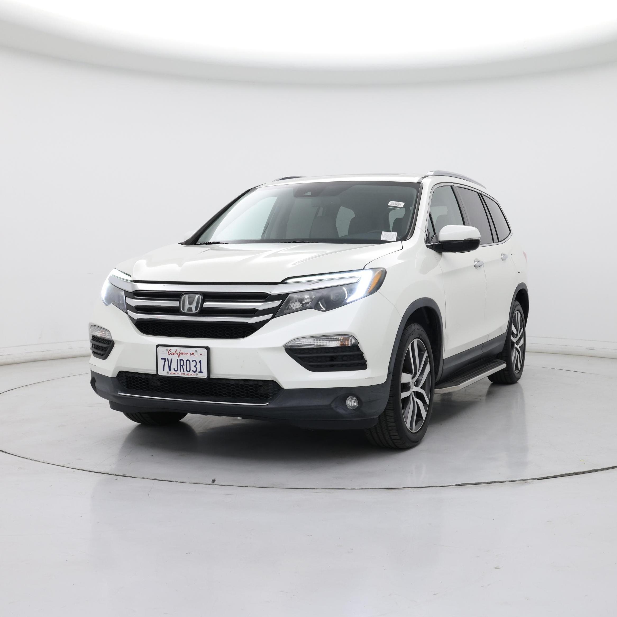 Thumbnail: 2016 Honda Pilot - 4