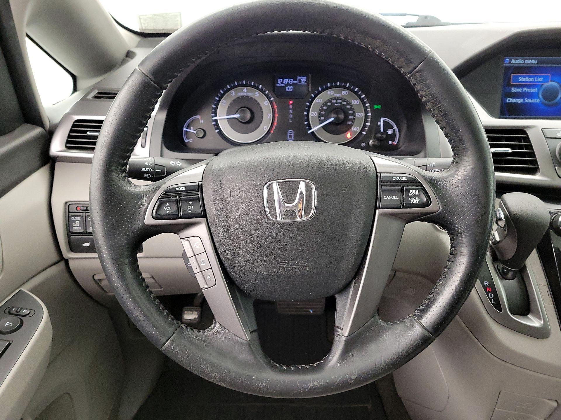 Thumbnail: 2014 Honda Odyssey - 10