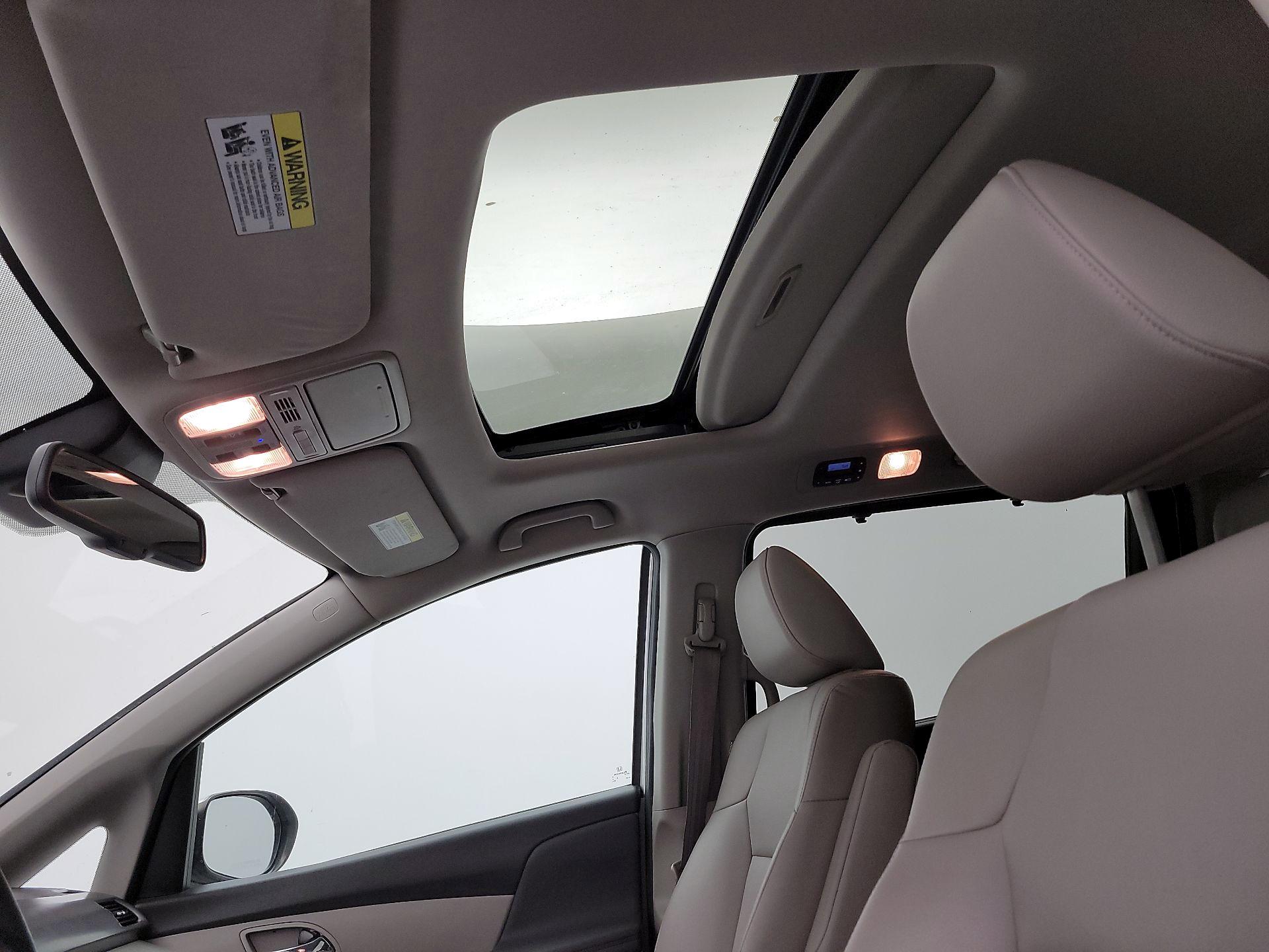 Thumbnail: 2014 Honda Odyssey - 19