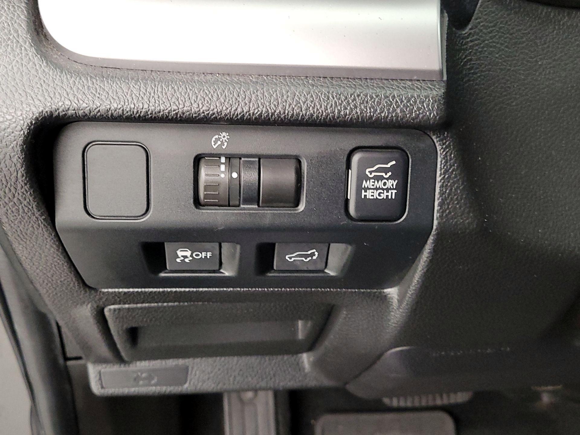 Thumbnail: 2014 Subaru Forester - 13