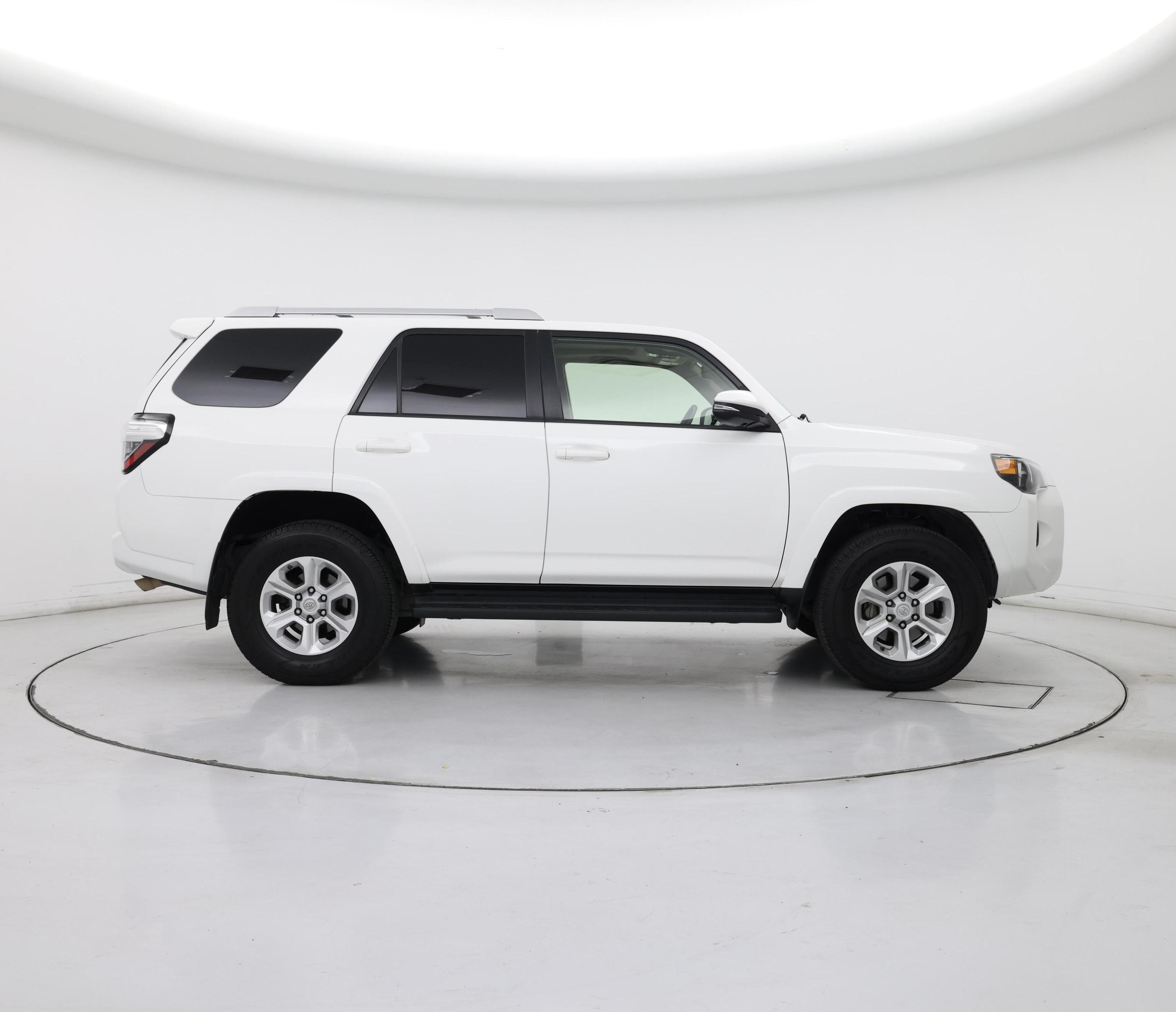 Thumbnail: 2018 Toyota 4Runner - 7