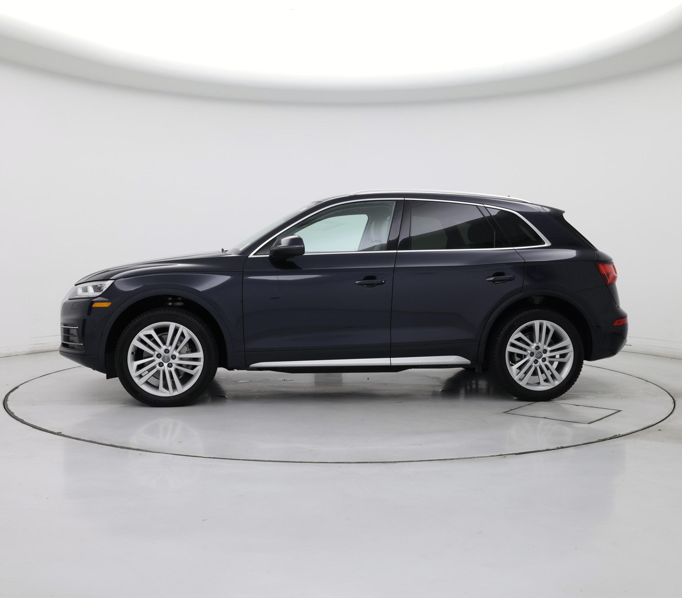 Thumbnail: 2019 Audi Q5 - 3