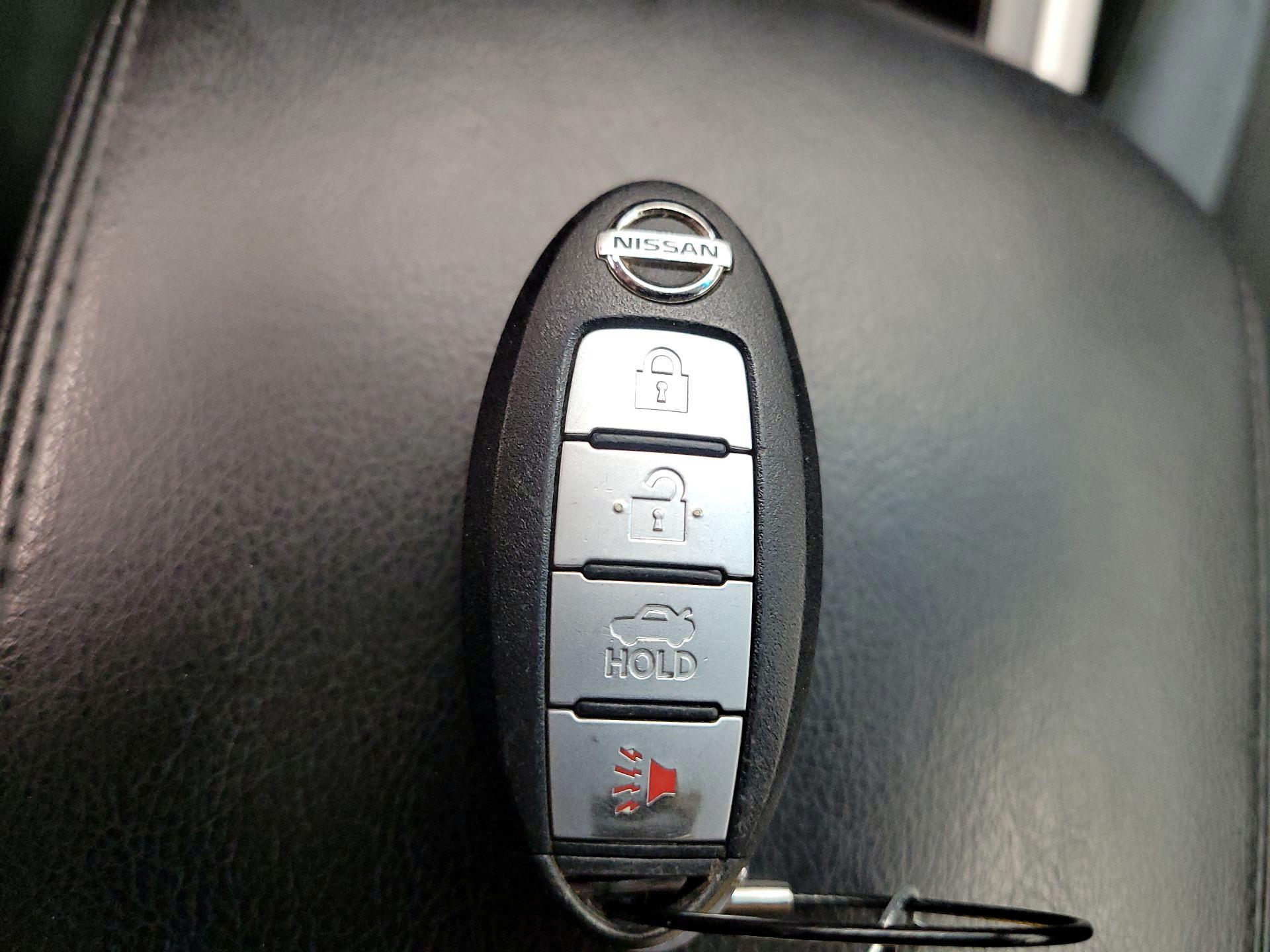 Thumbnail: 2015 Nissan Altima - 20