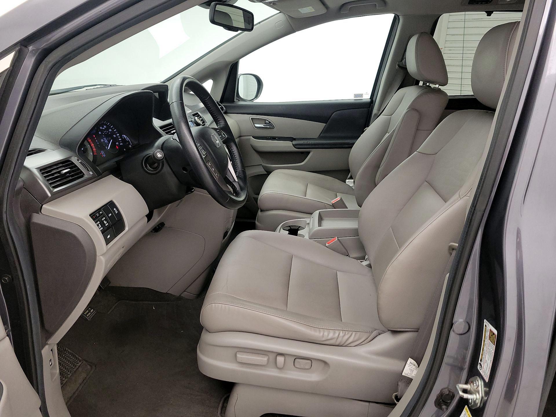 Thumbnail: 2014 Honda Odyssey - 11