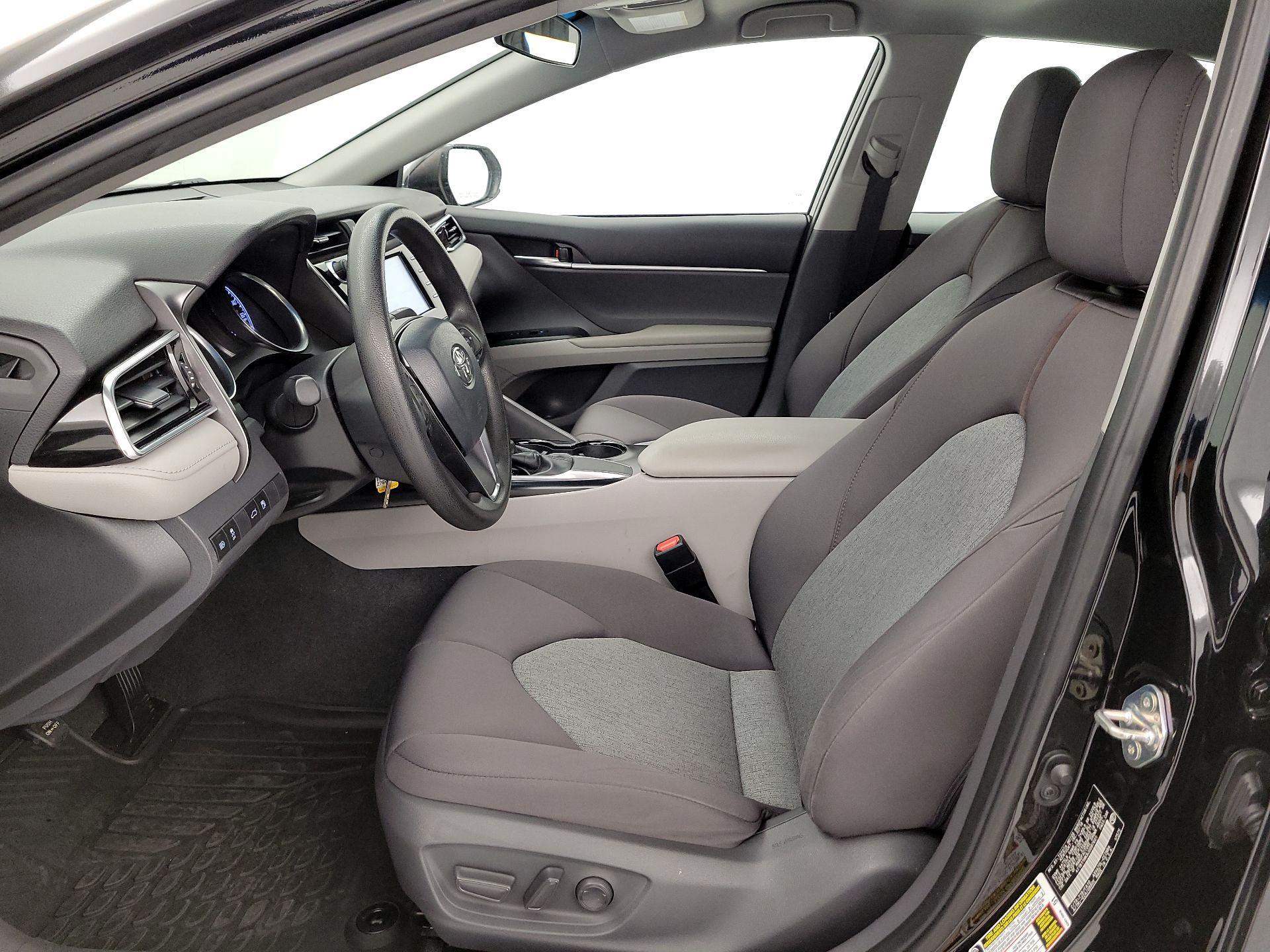 Thumbnail: 2018 Toyota Camry - 11