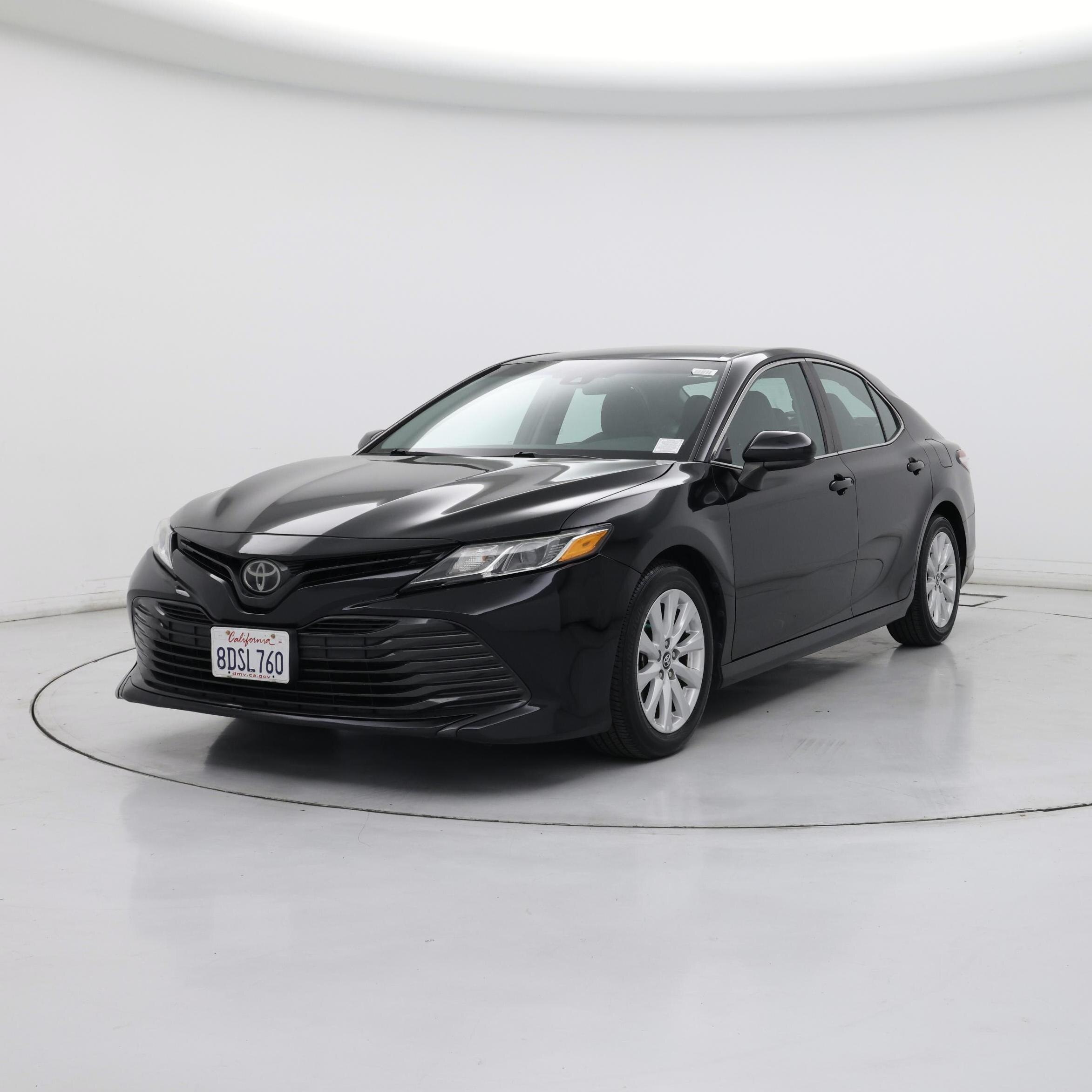 Thumbnail: 2018 Toyota Camry - 4