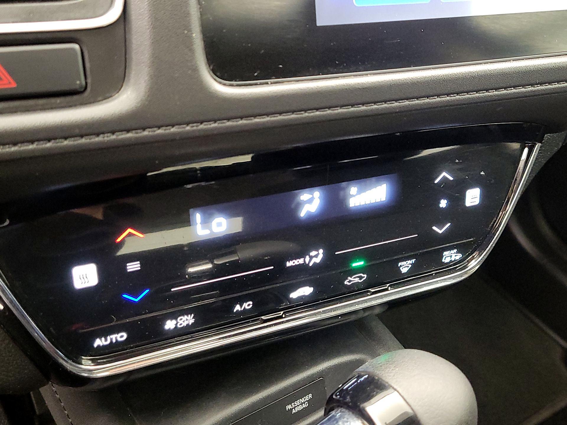 Thumbnail: 2018 Honda HR-V - 16