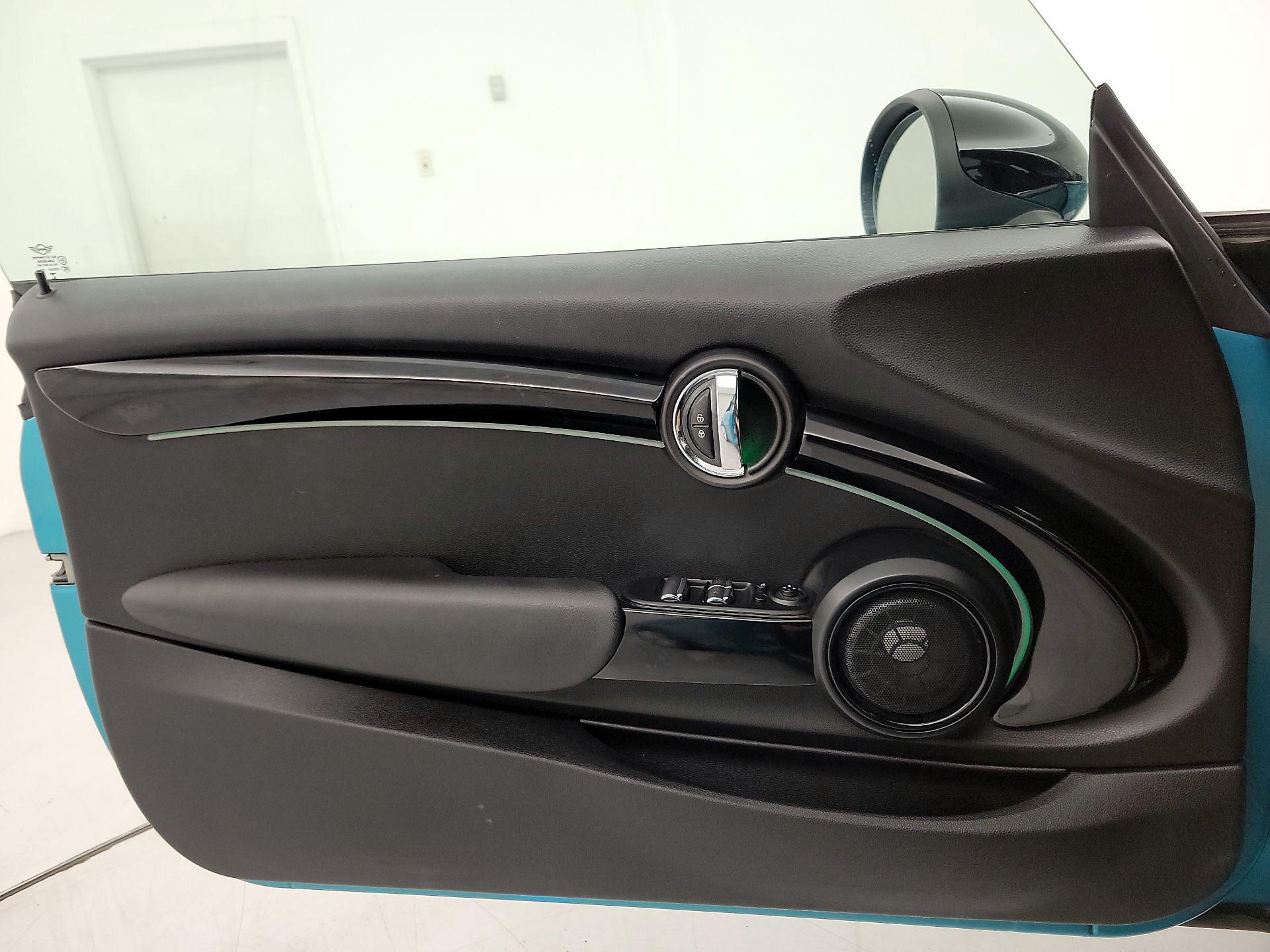 Thumbnail: 2018 MINI Cooper - 12