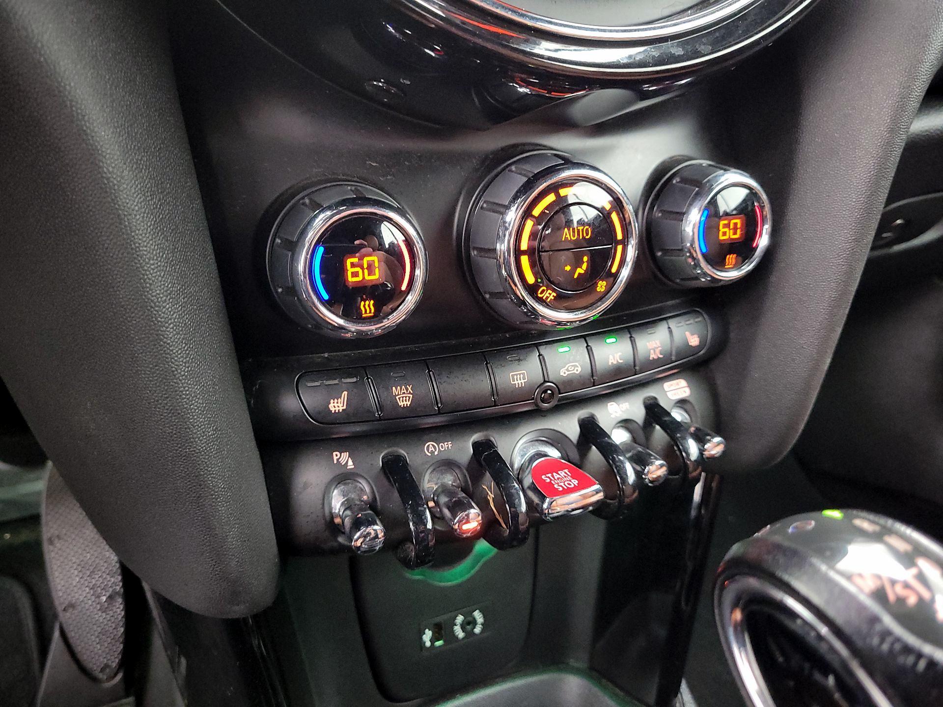 Thumbnail: 2018 MINI Cooper - 17