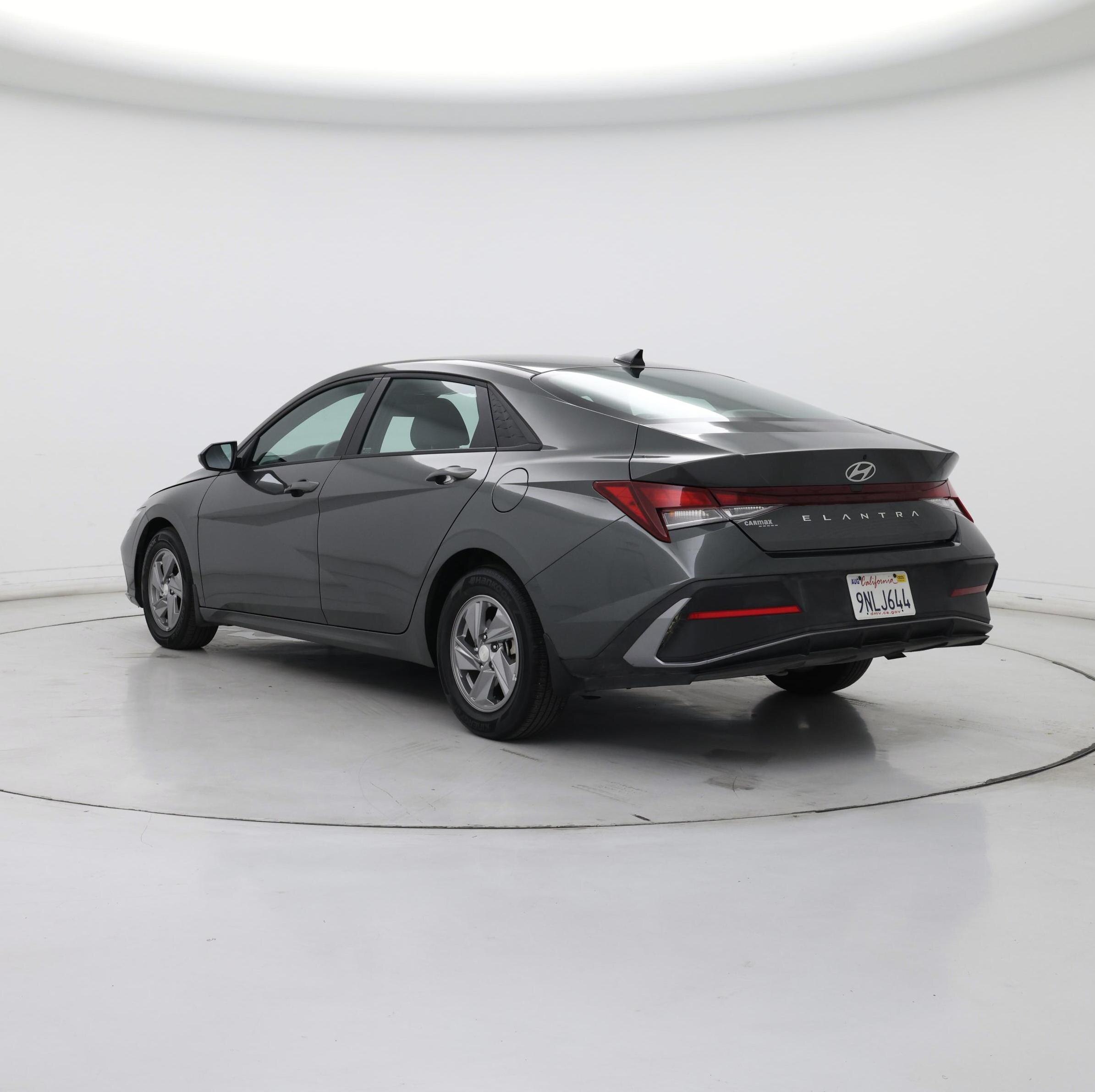 Thumbnail: 2024 Hyundai Elantra - 2
