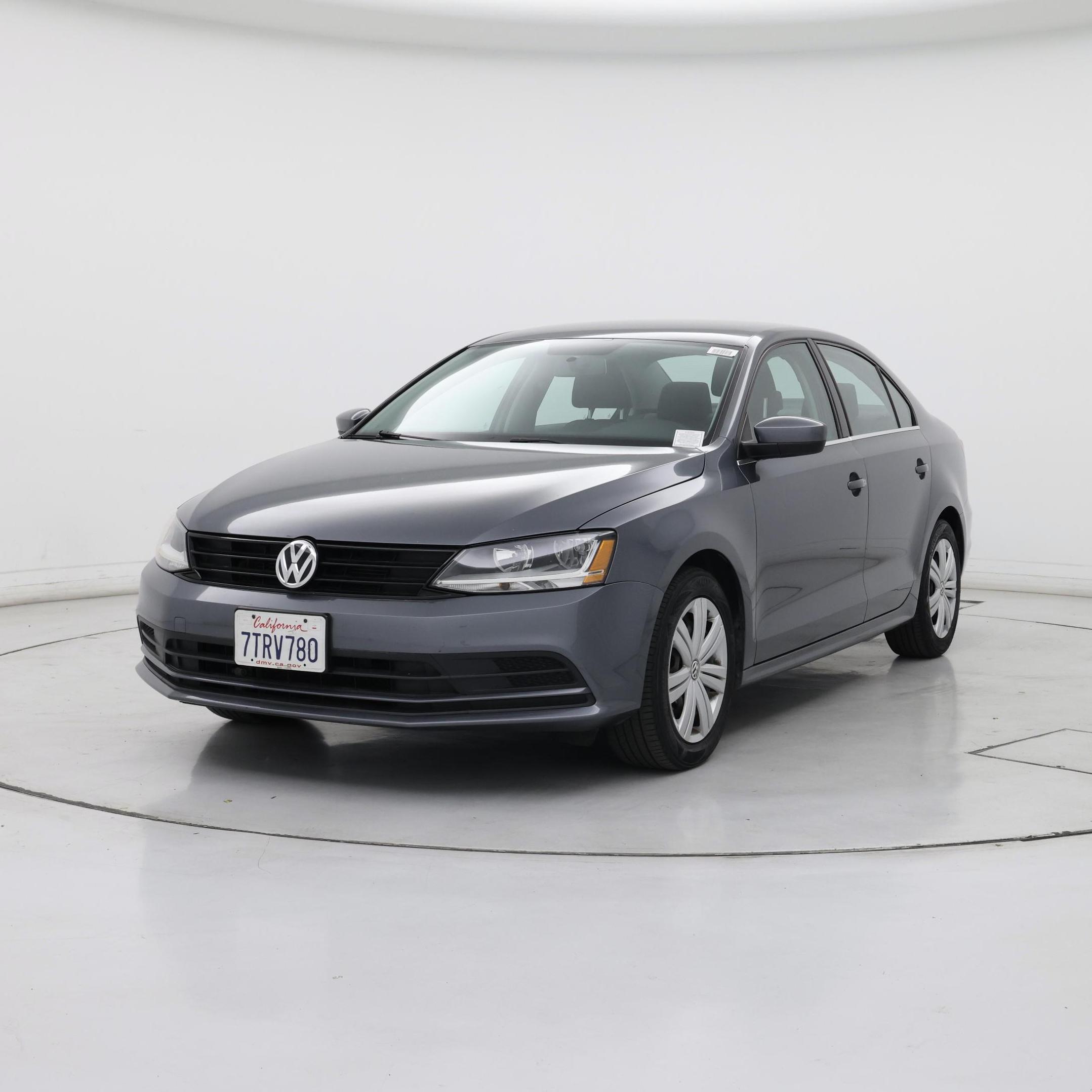 Thumbnail: 2017 Volkswagen Jetta - 4