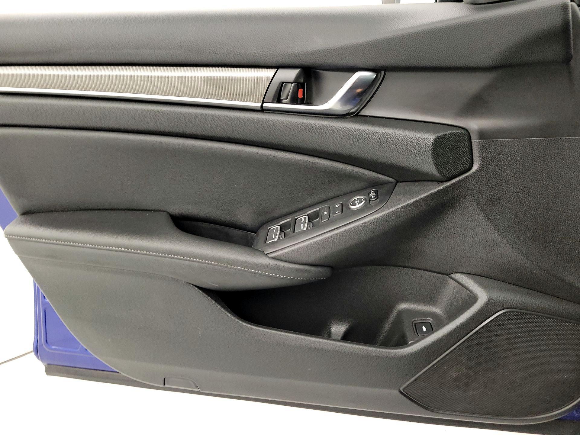 Thumbnail: 2021 Honda Accord - 12