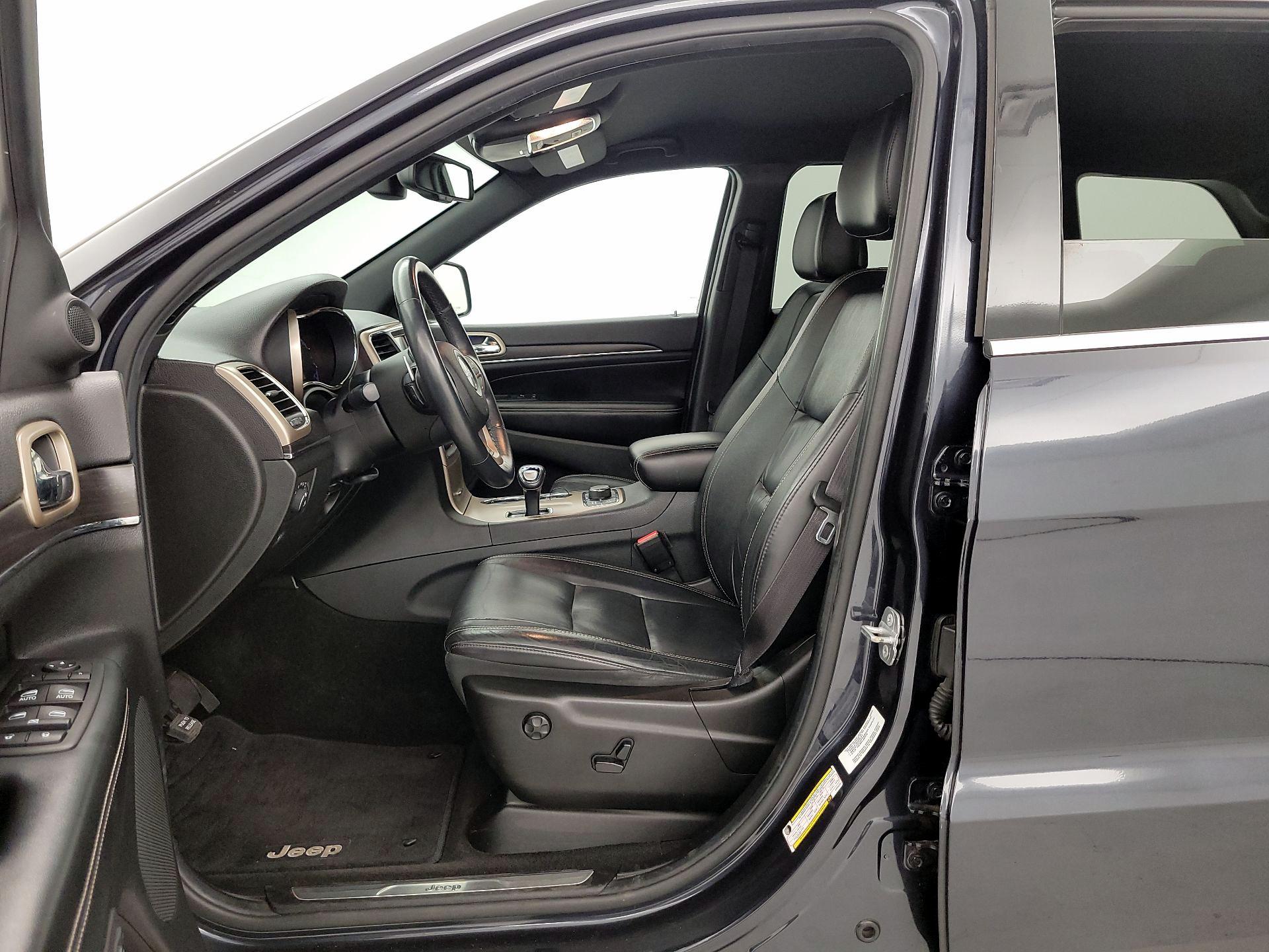 Thumbnail: 2014 Jeep Grand Cherokee - 11