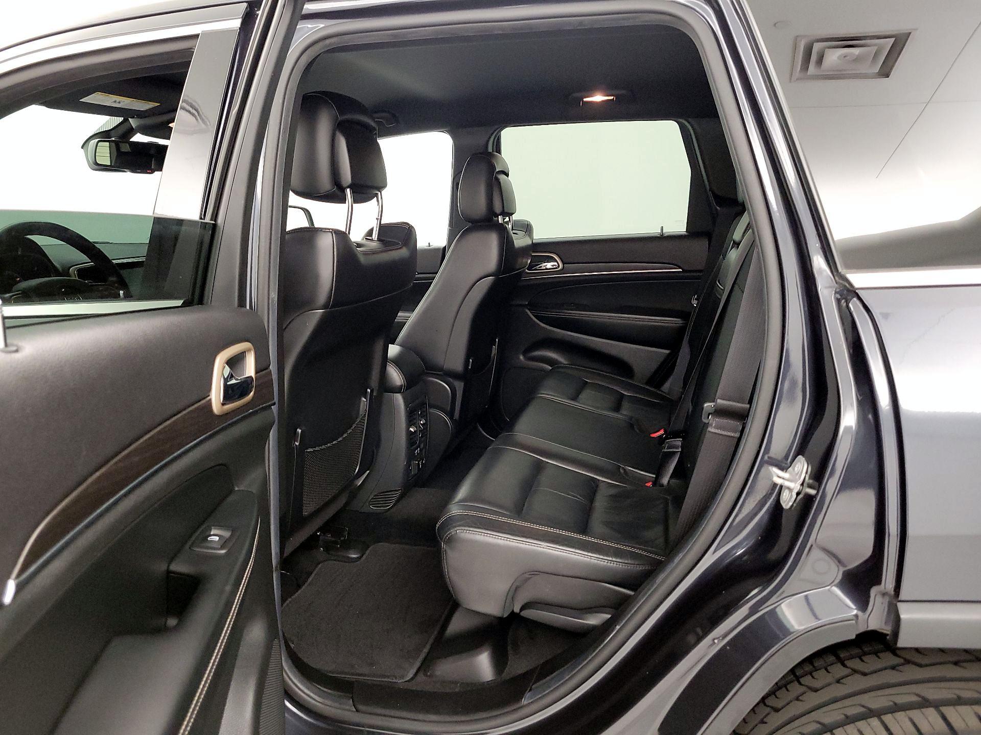 Thumbnail: 2014 Jeep Grand Cherokee - 17