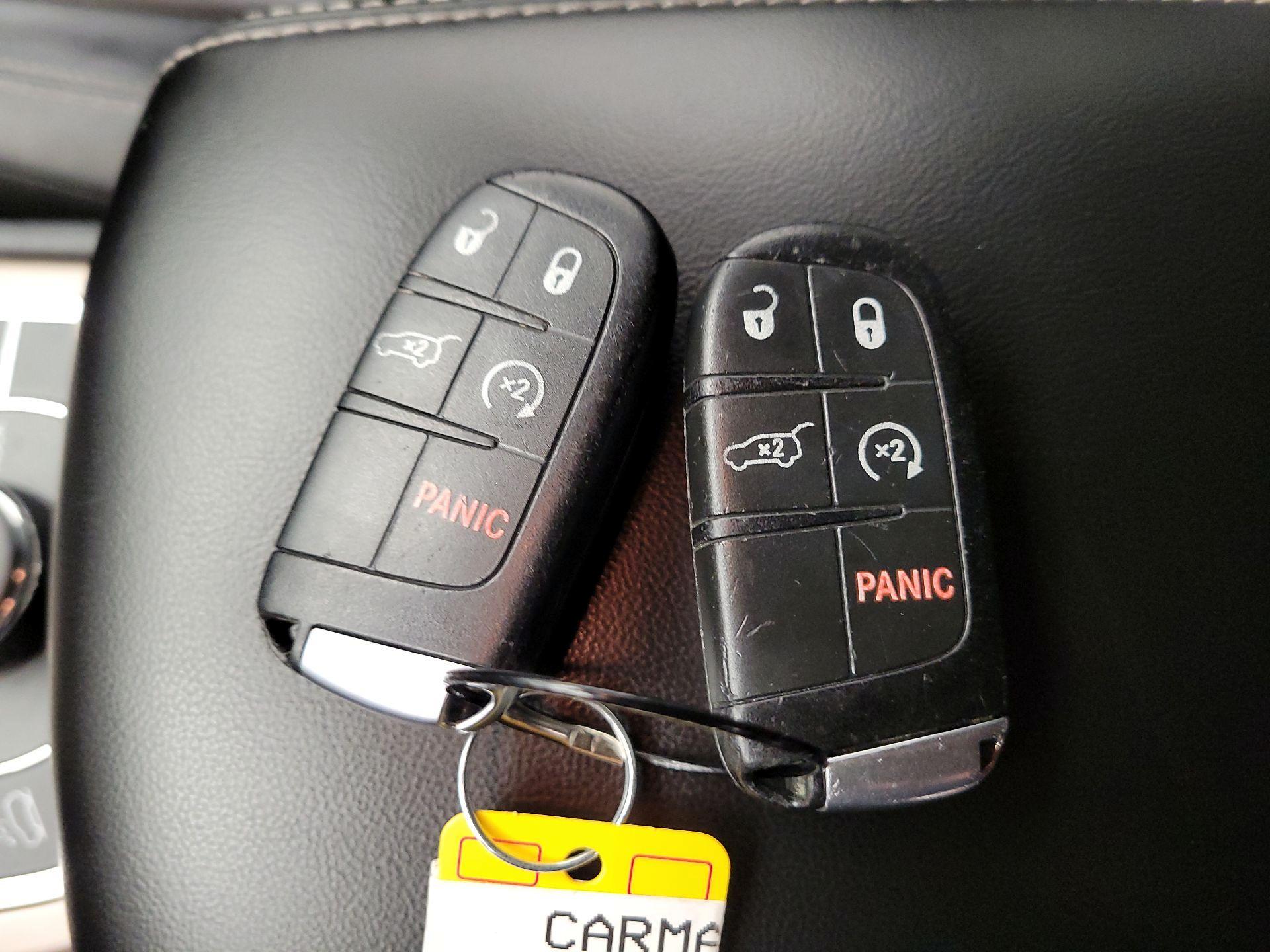Thumbnail: 2014 Jeep Grand Cherokee - 20