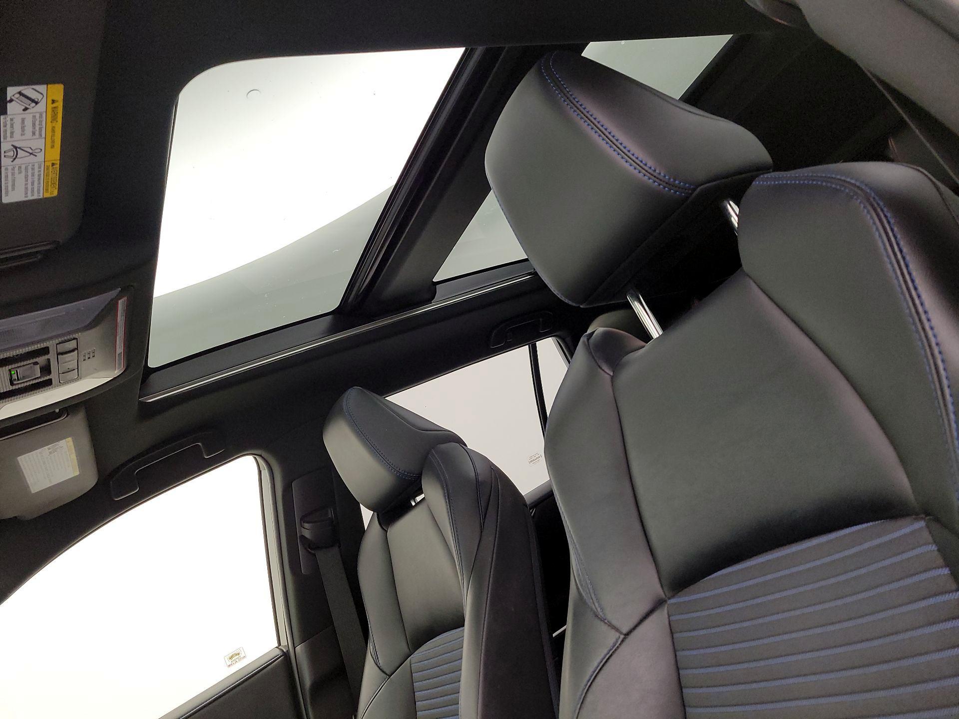 Thumbnail: 2019 Toyota RAV4 - 20