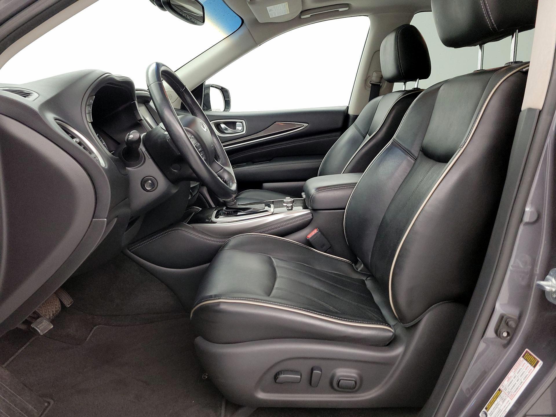 Thumbnail: 2016 INFINITI QX60 - 11