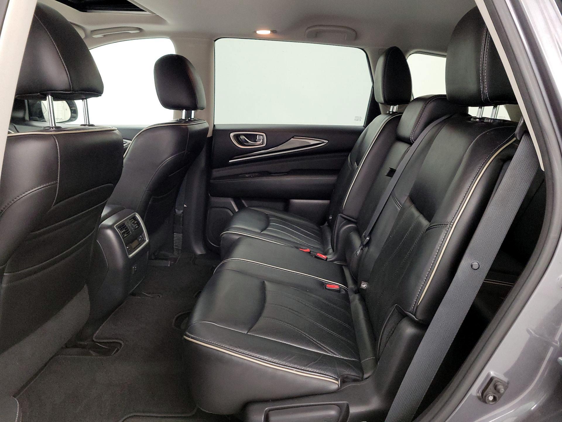 Thumbnail: 2016 INFINITI QX60 - 20