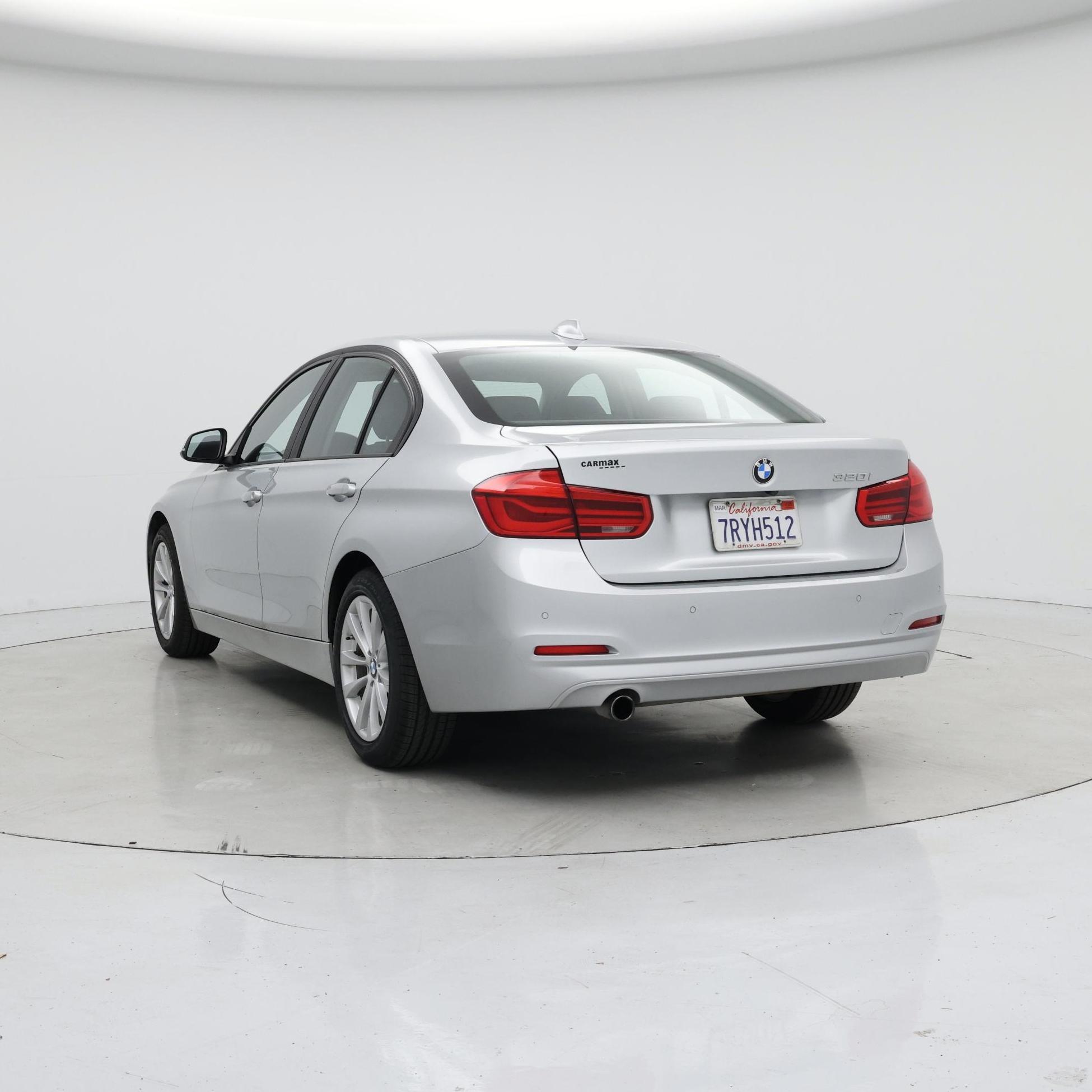 Thumbnail: 2016 BMW 3 Series - 2