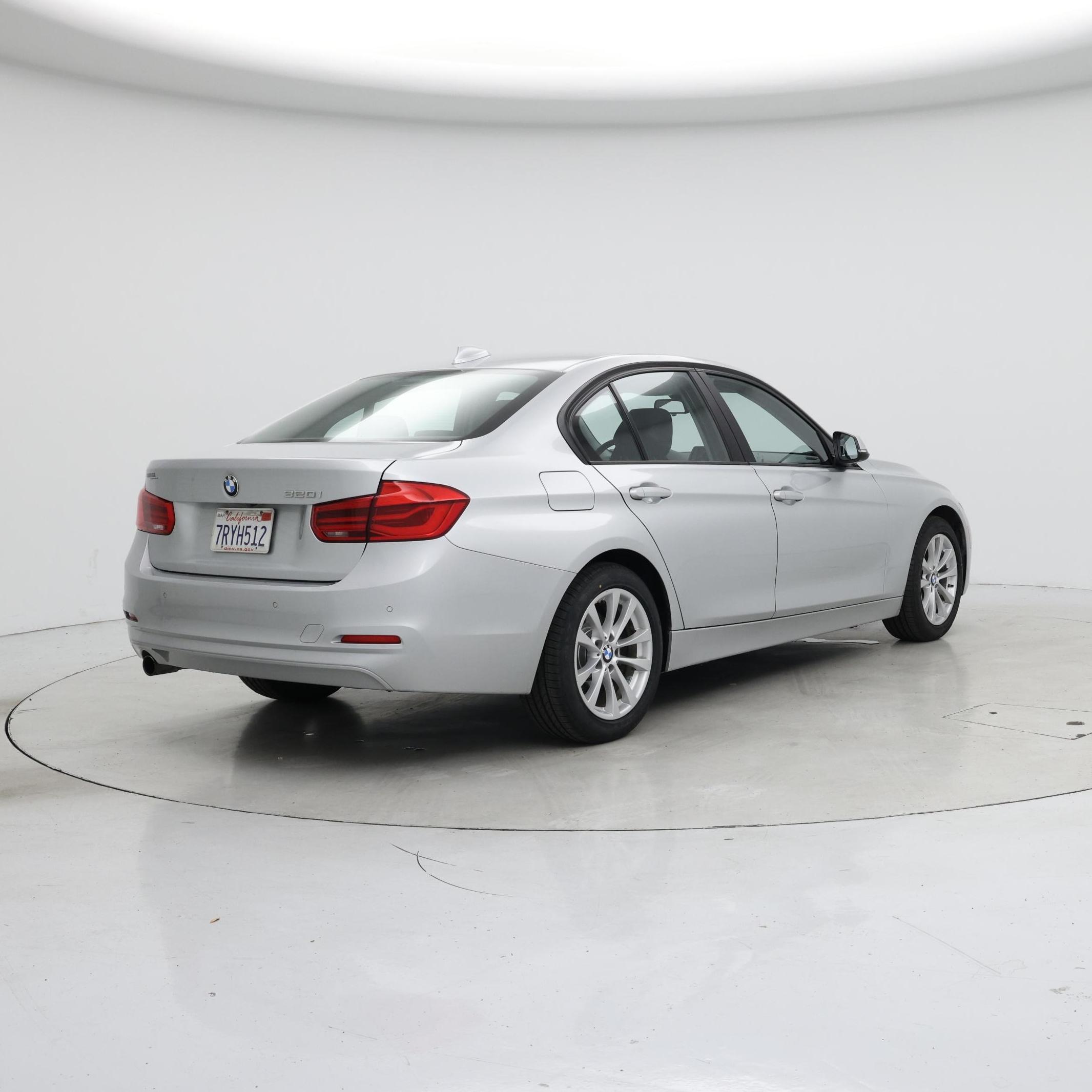 Thumbnail: 2016 BMW 3 Series - 8
