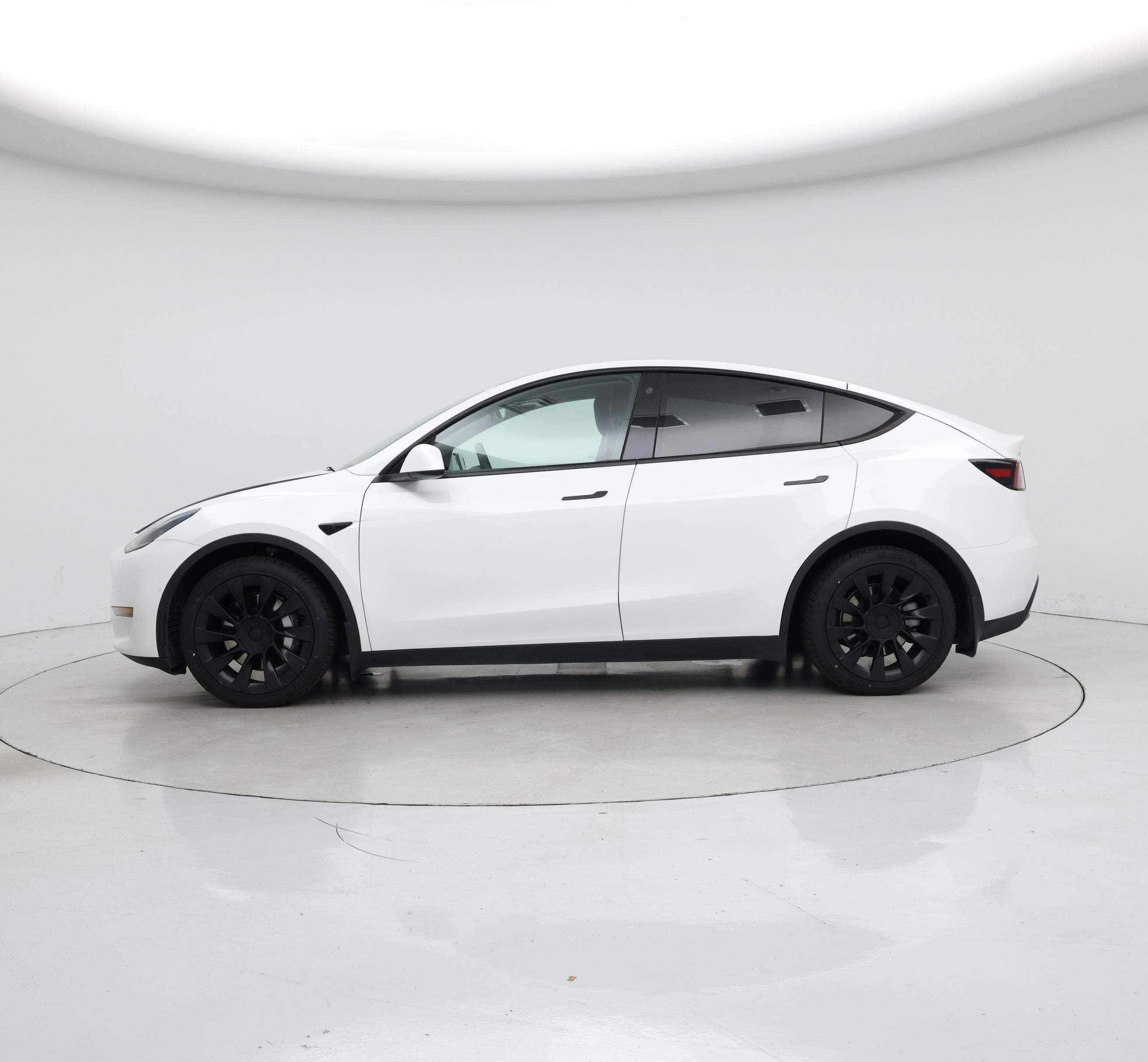 Thumbnail: 2022 Tesla Model Y - 3