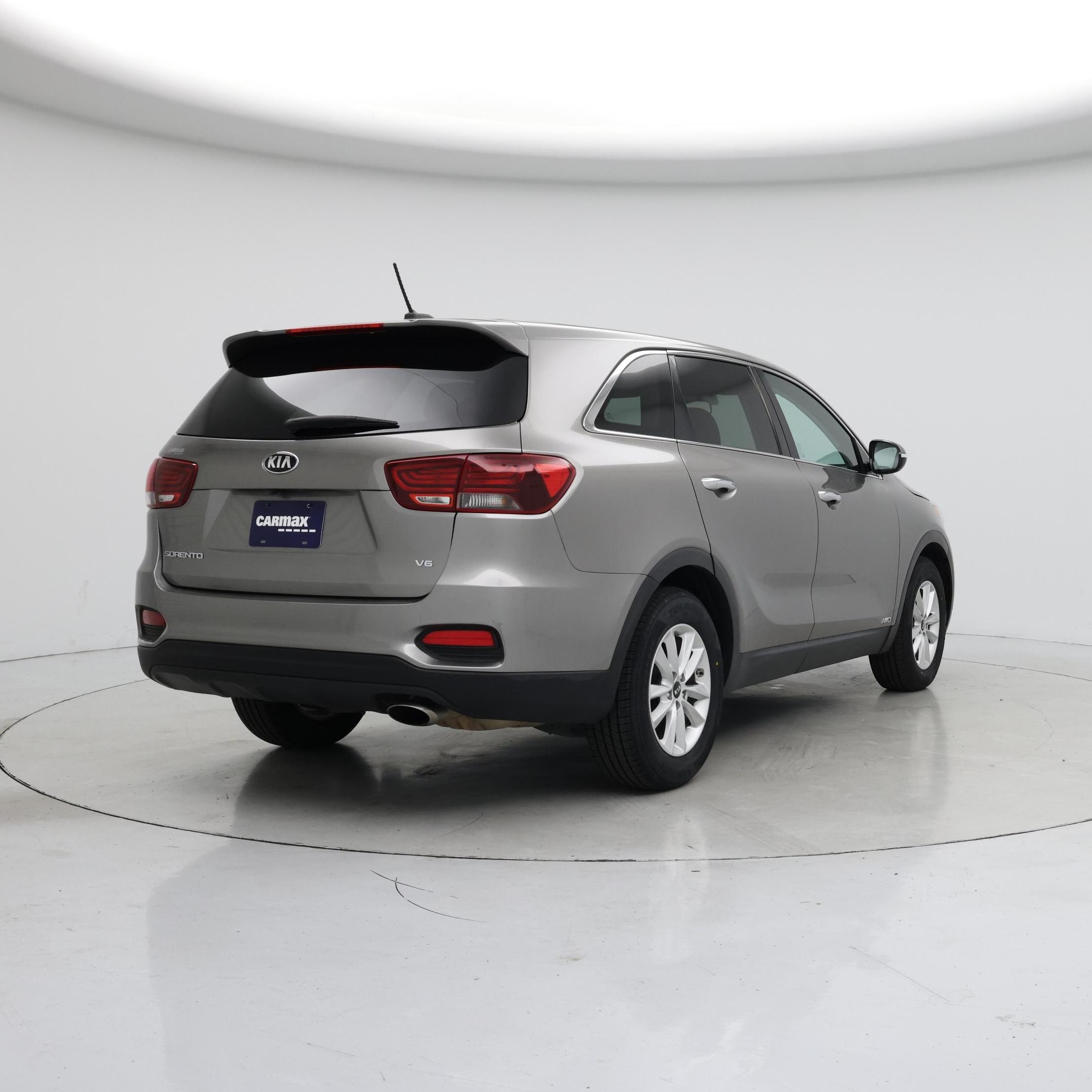 Thumbnail: 2019 Kia Sorento - 8