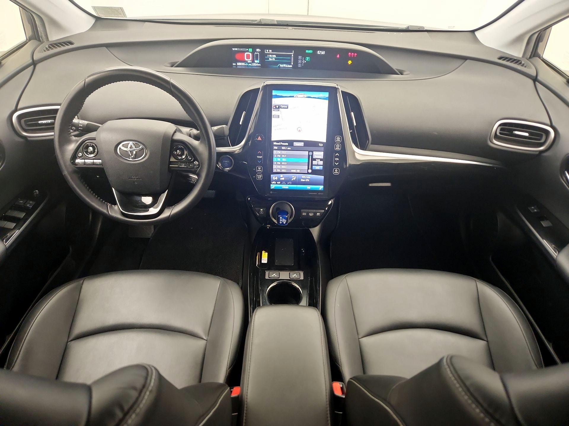 Thumbnail: 2020 Toyota Prius Prime - 9