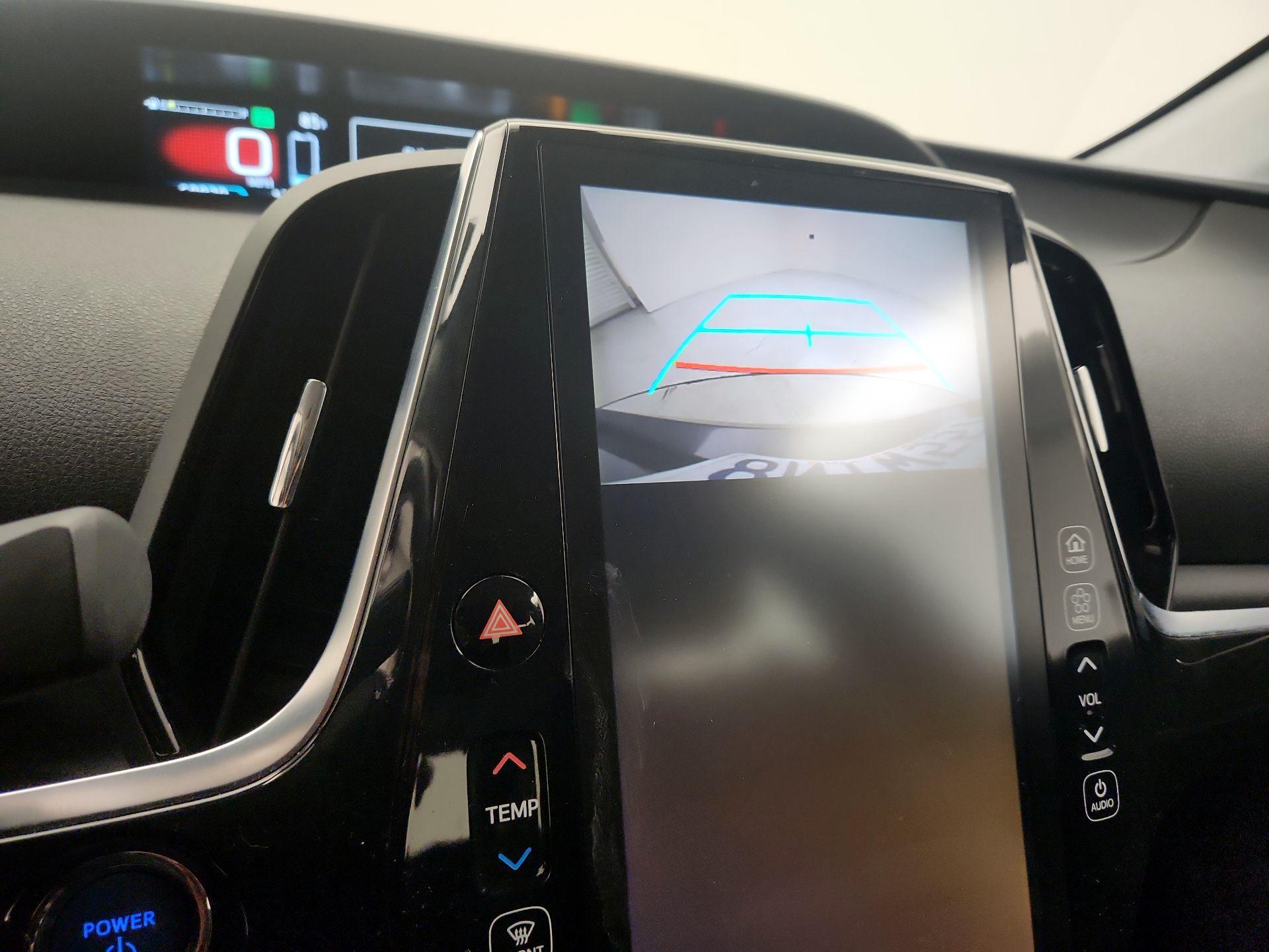 Thumbnail: 2020 Toyota Prius Prime - 15