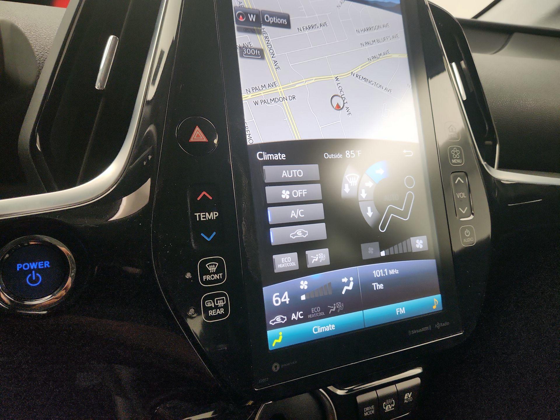 Thumbnail: 2020 Toyota Prius Prime - 17