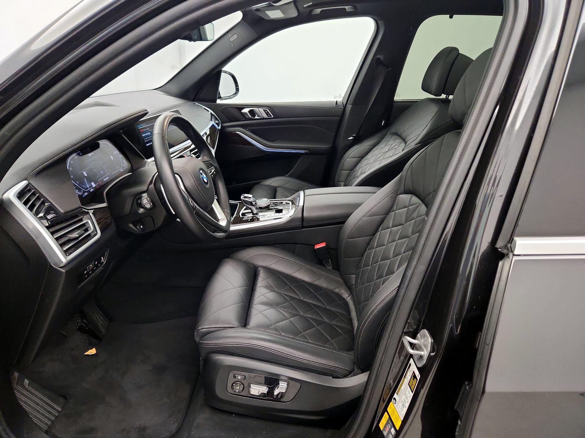 Thumbnail: 2023 BMW X5 - 11